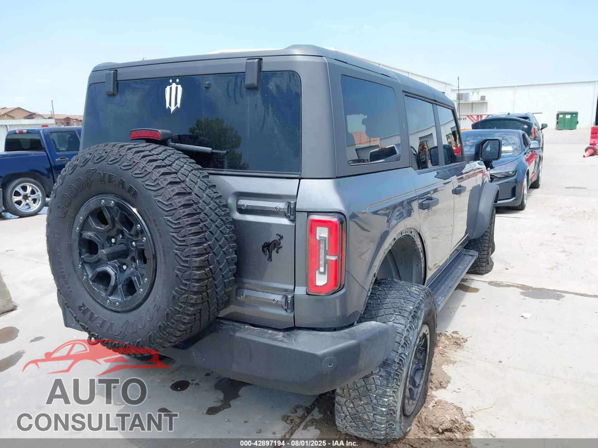 FORD BRONCO 2023 - 1FMEE5DP0PLC18990
