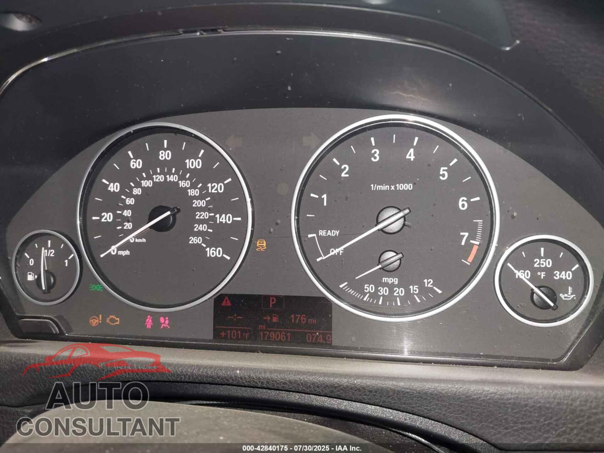 BMW 320I 2015 - WBA3B1C5XFK139986