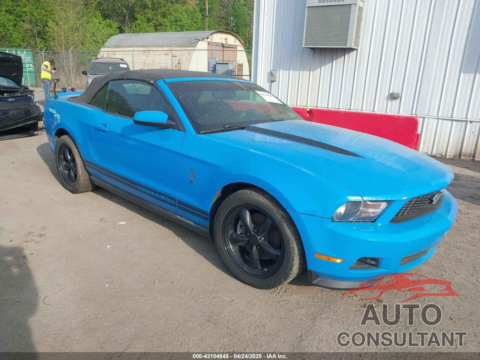 FORD MUSTANG 2011 - 1ZVBP8EM4B5110048