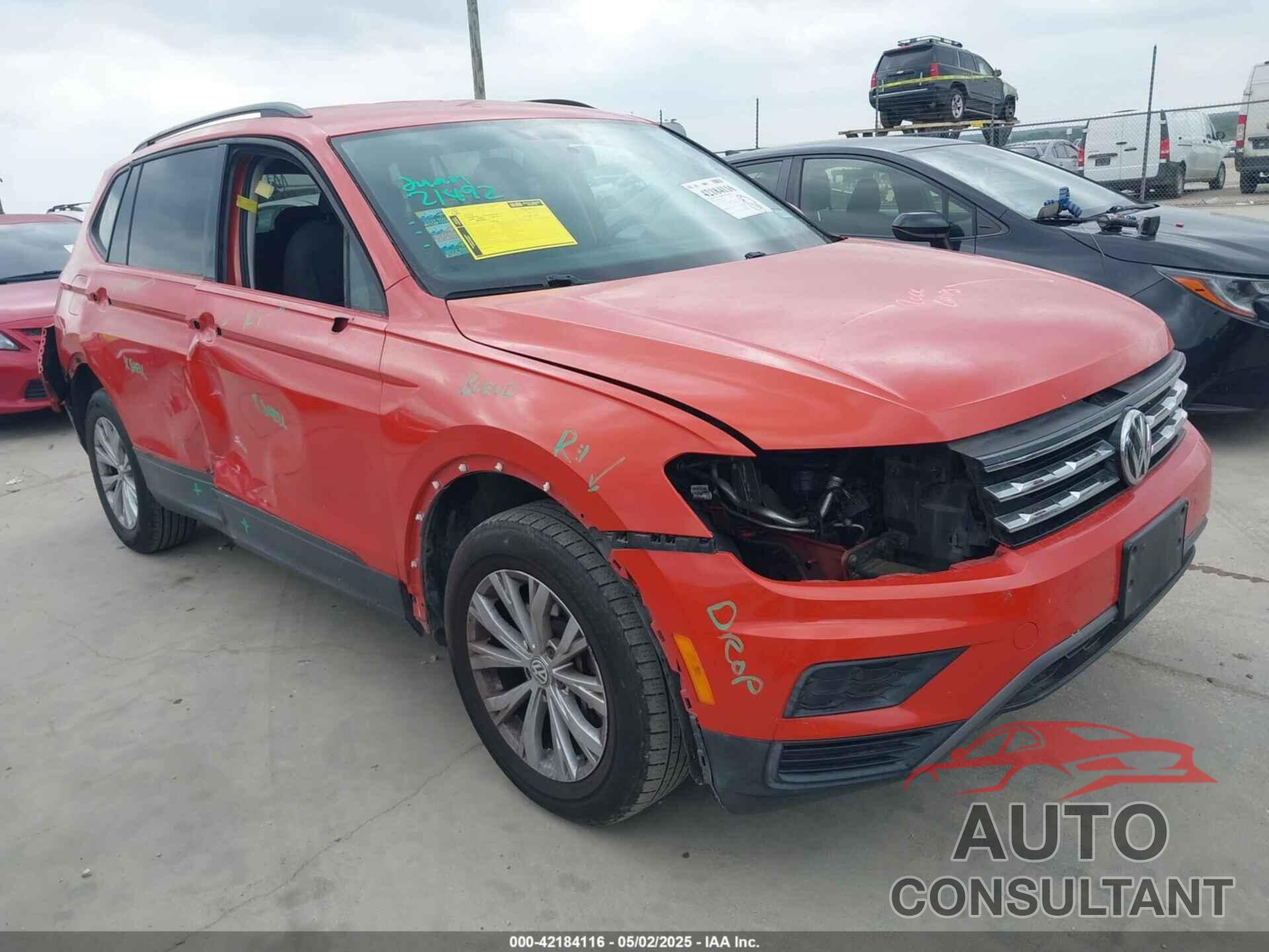 VOLKSWAGEN TIGUAN 2018 - 3VV1B7AX8JM090047