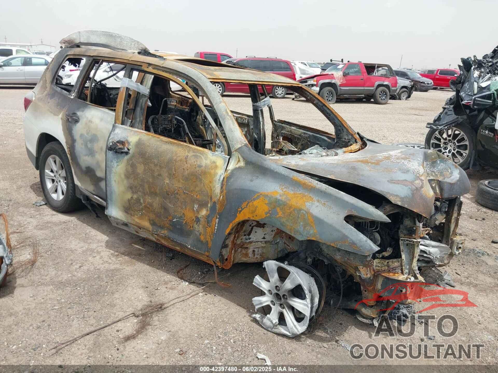 TOYOTA HIGHLANDER 2011 - 5TDBK3EH0BS086560