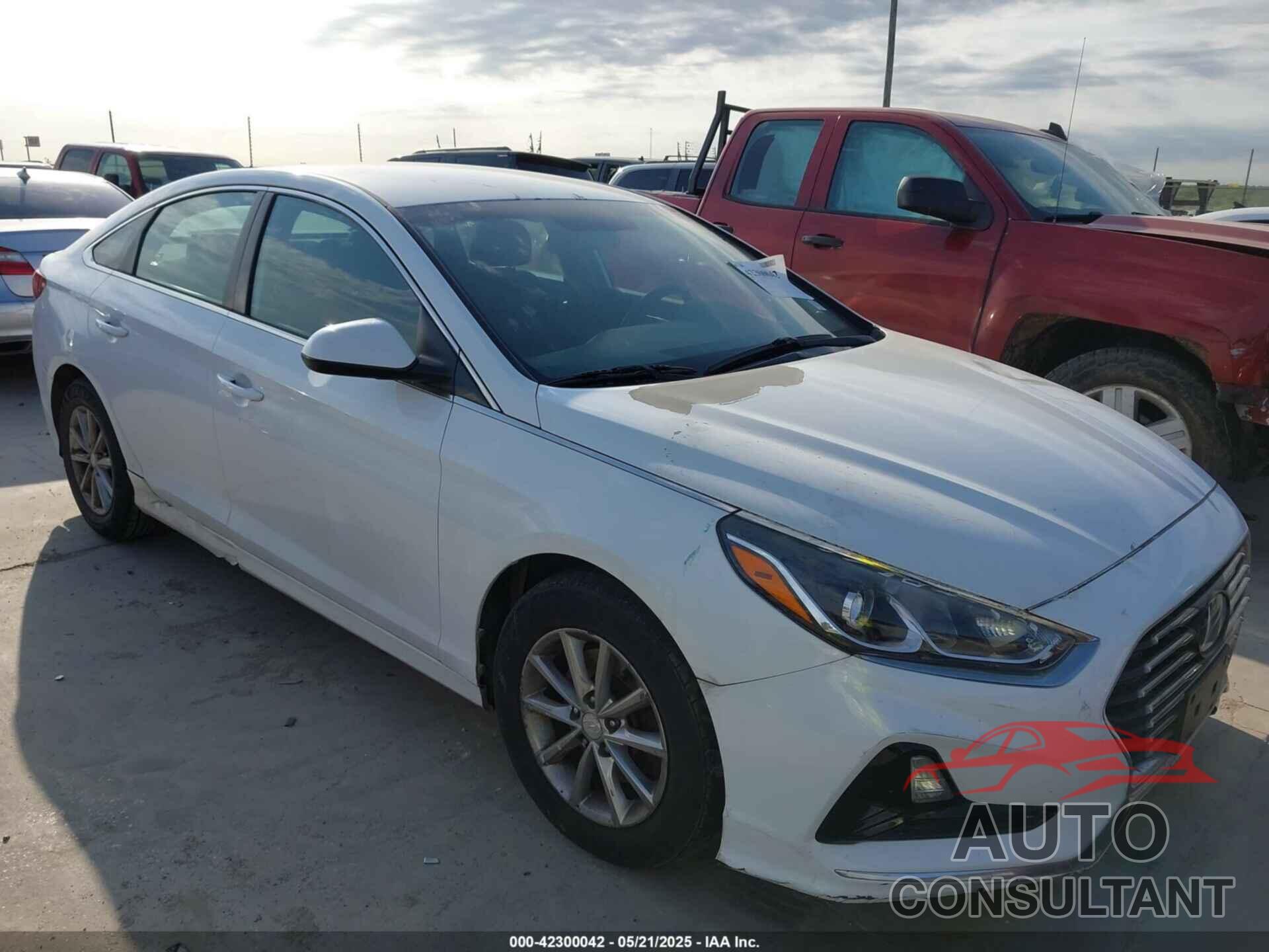 HYUNDAI SONATA 2018 - 5NPE24AF5JH699057