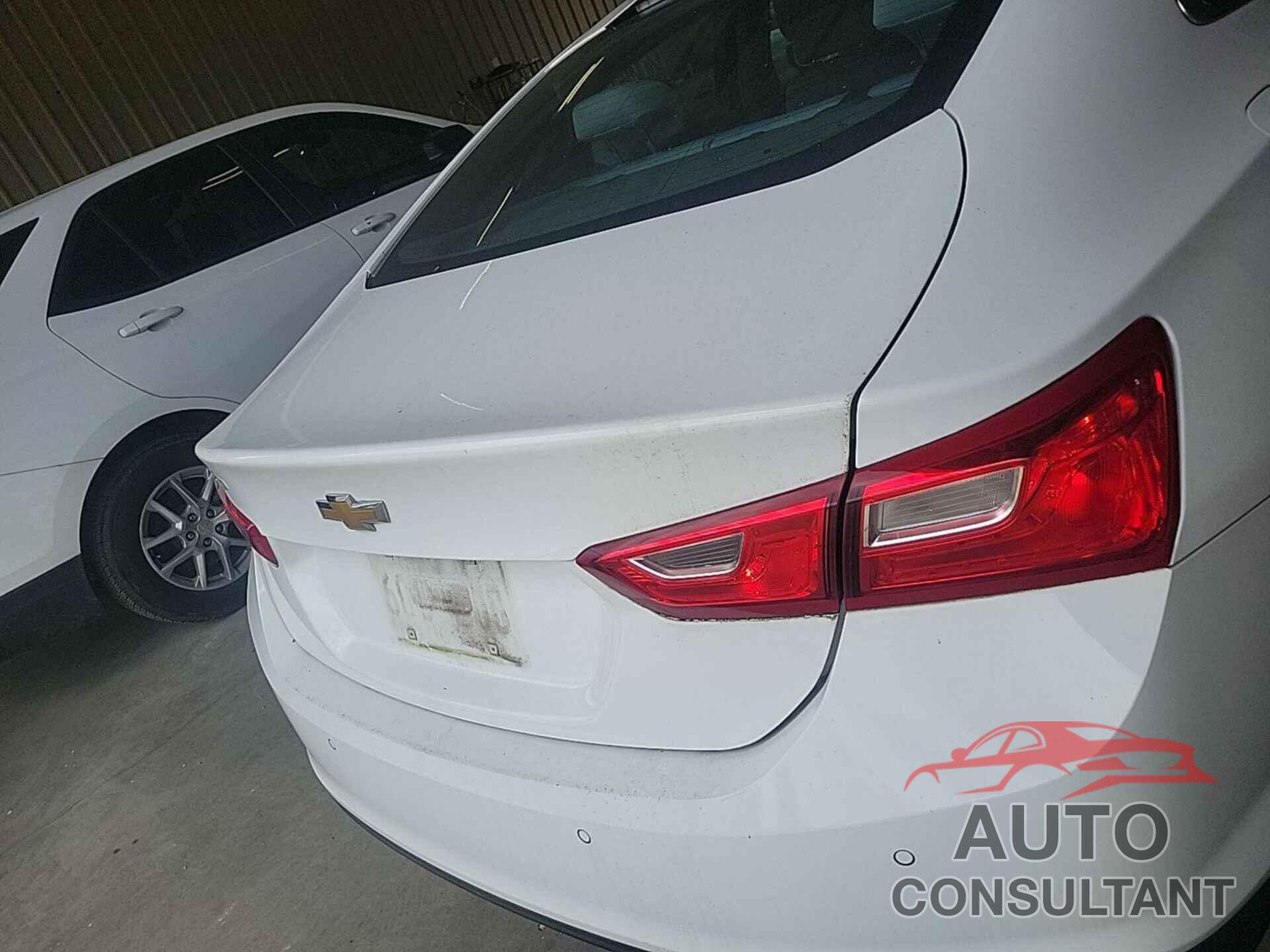 CHEVROLET MALIBU 2020 - 1G1ZC5ST5LF136170