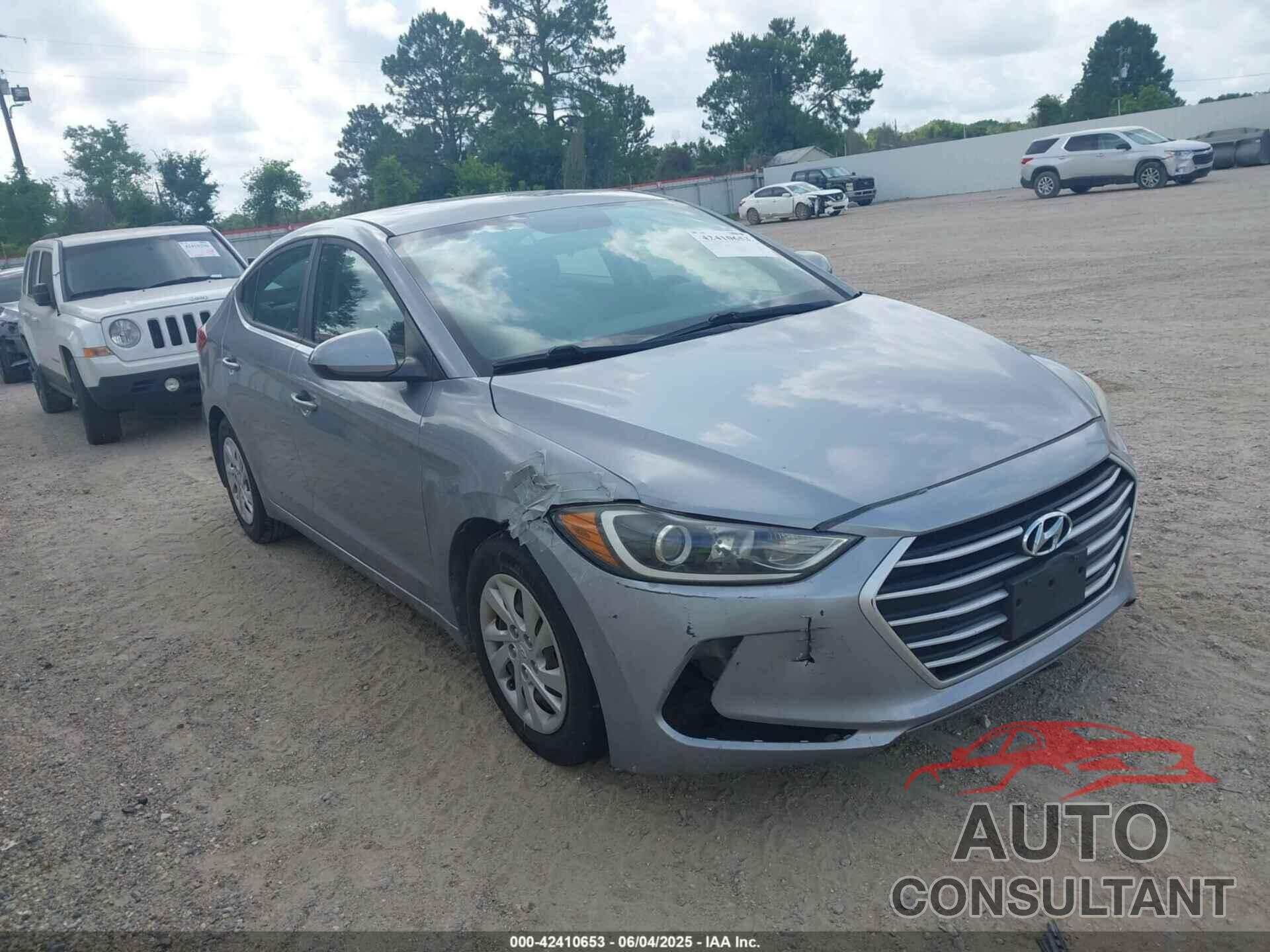 HYUNDAI ELANTRA 2017 - 5NPD74LF2HH172632