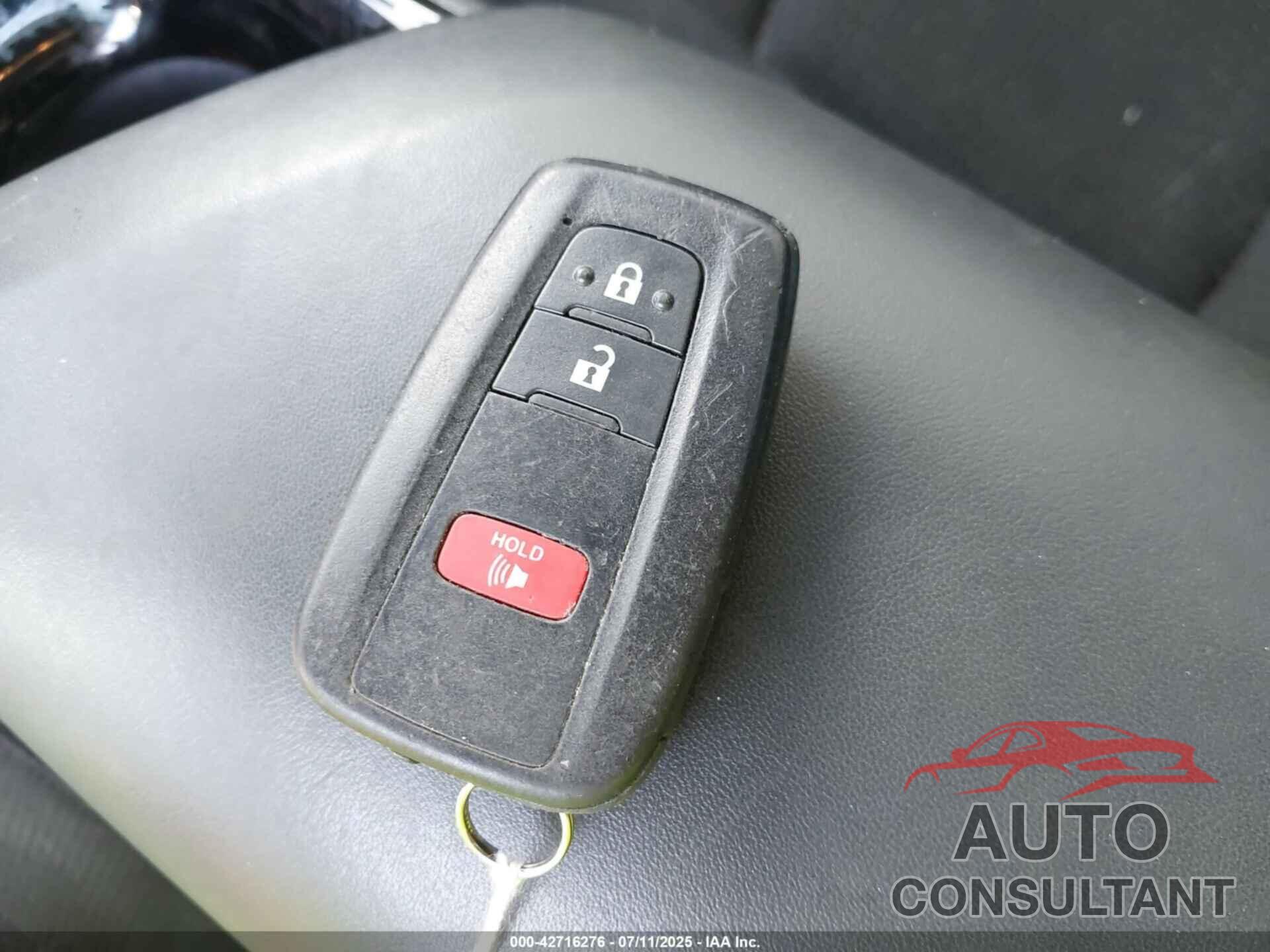 TOYOTA C-HR 2019 - NMTKHMBX7KR099823