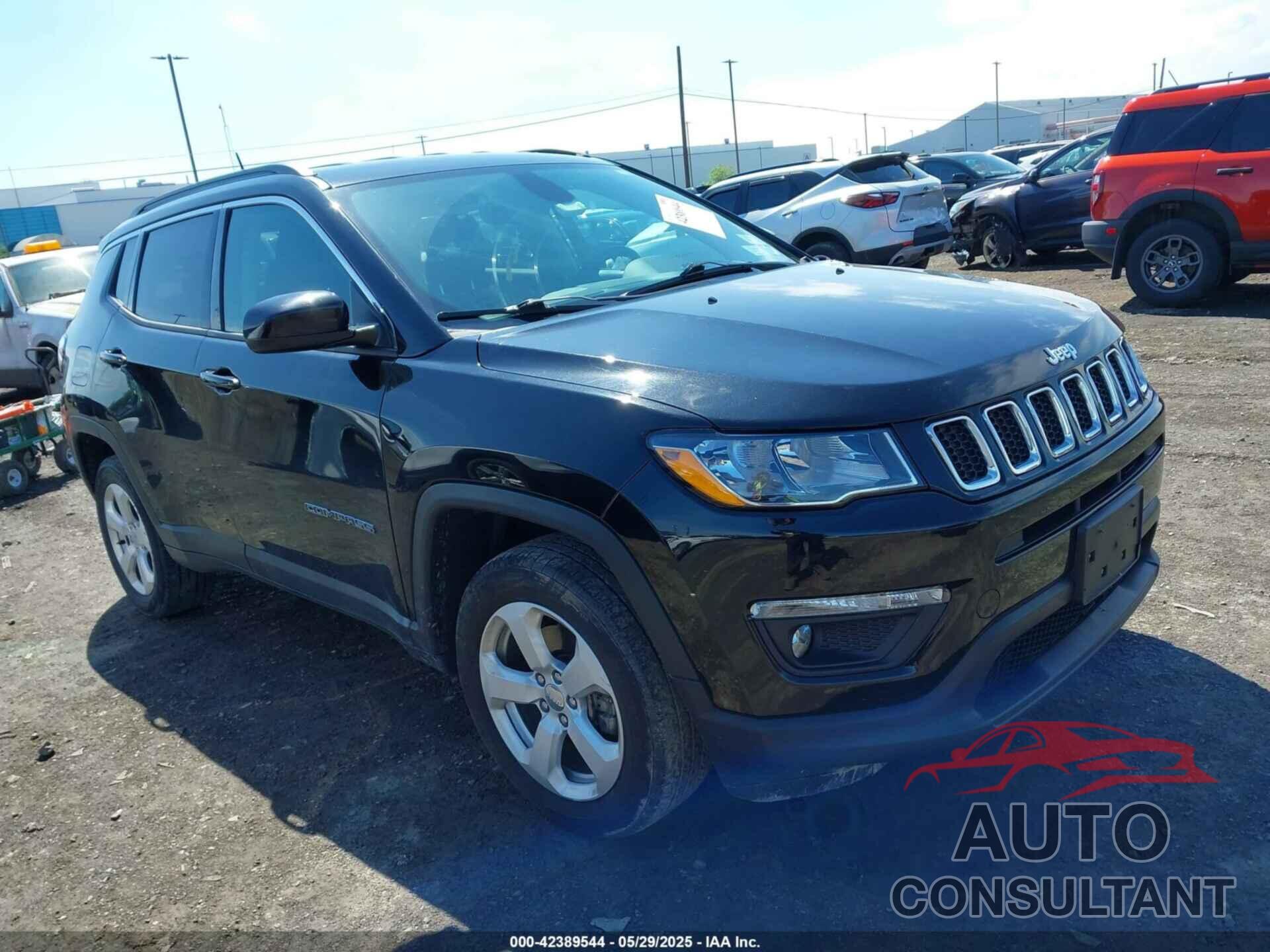 JEEP COMPASS 2018 - 3C4NJDBB3JT254458