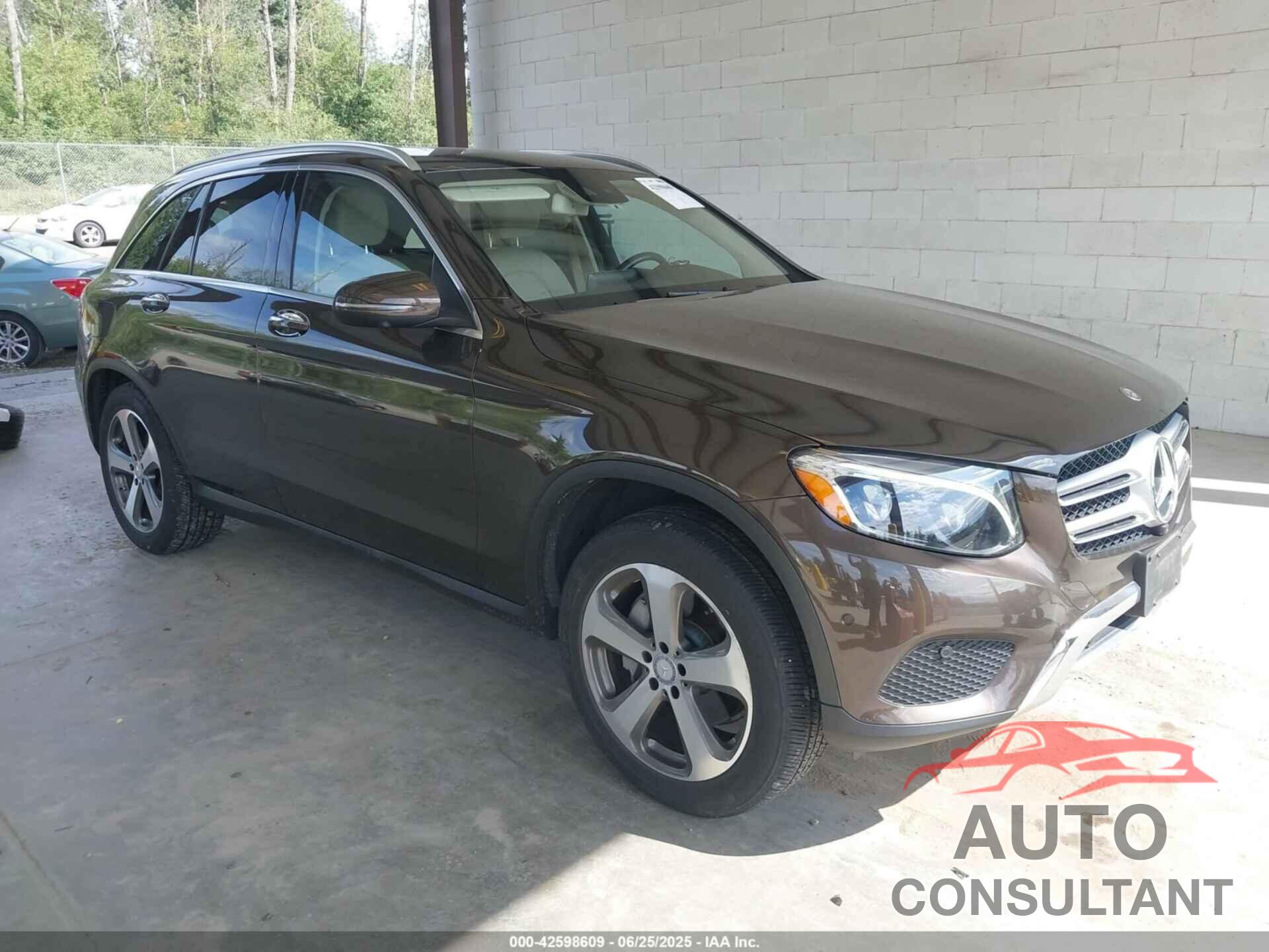 MERCEDES-BENZ GLC 300 2016 - WDC0G4KB1GF113958