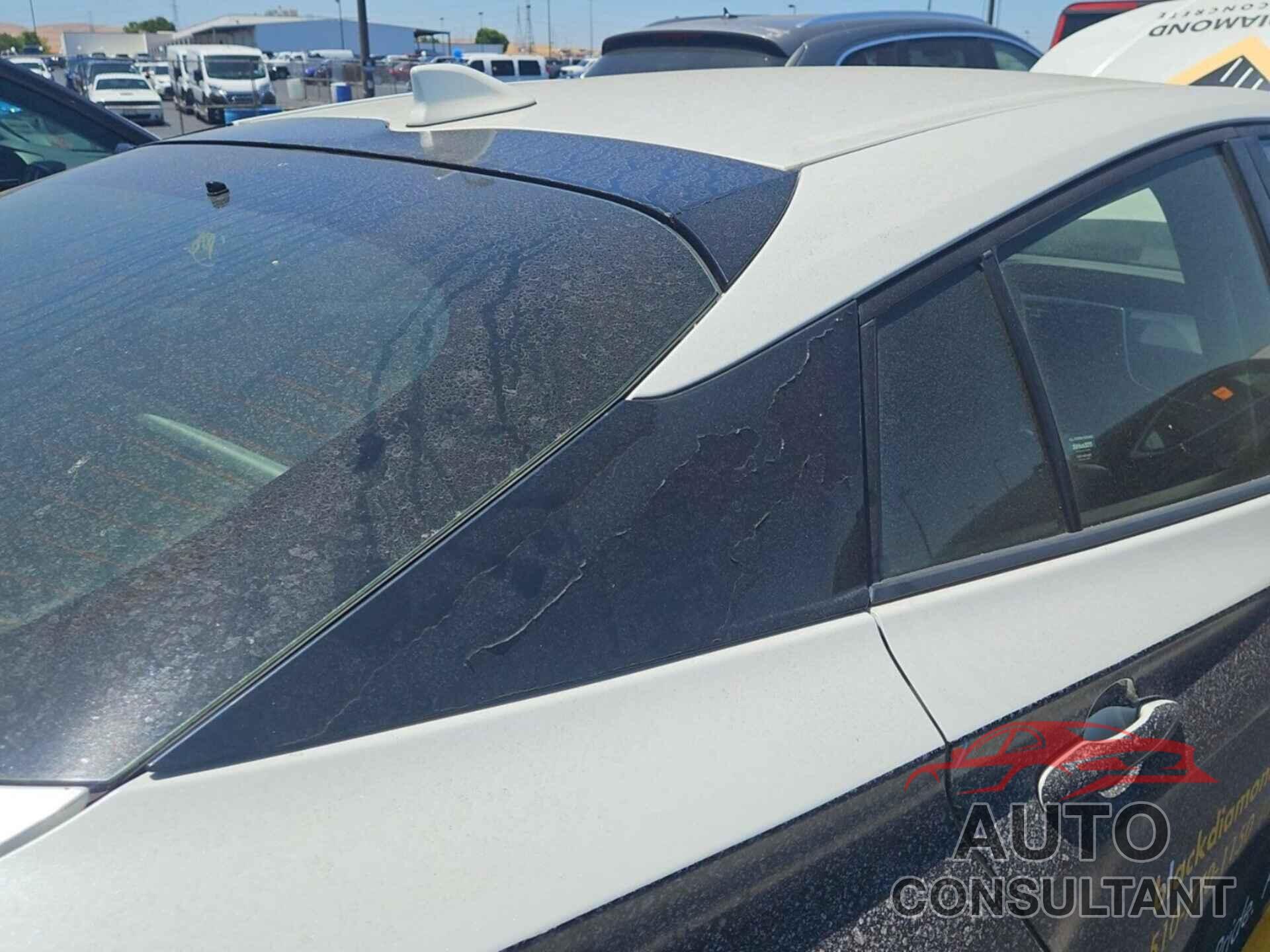 TOYOTA PRIUS 2017 - JTDKARFU6H3047726