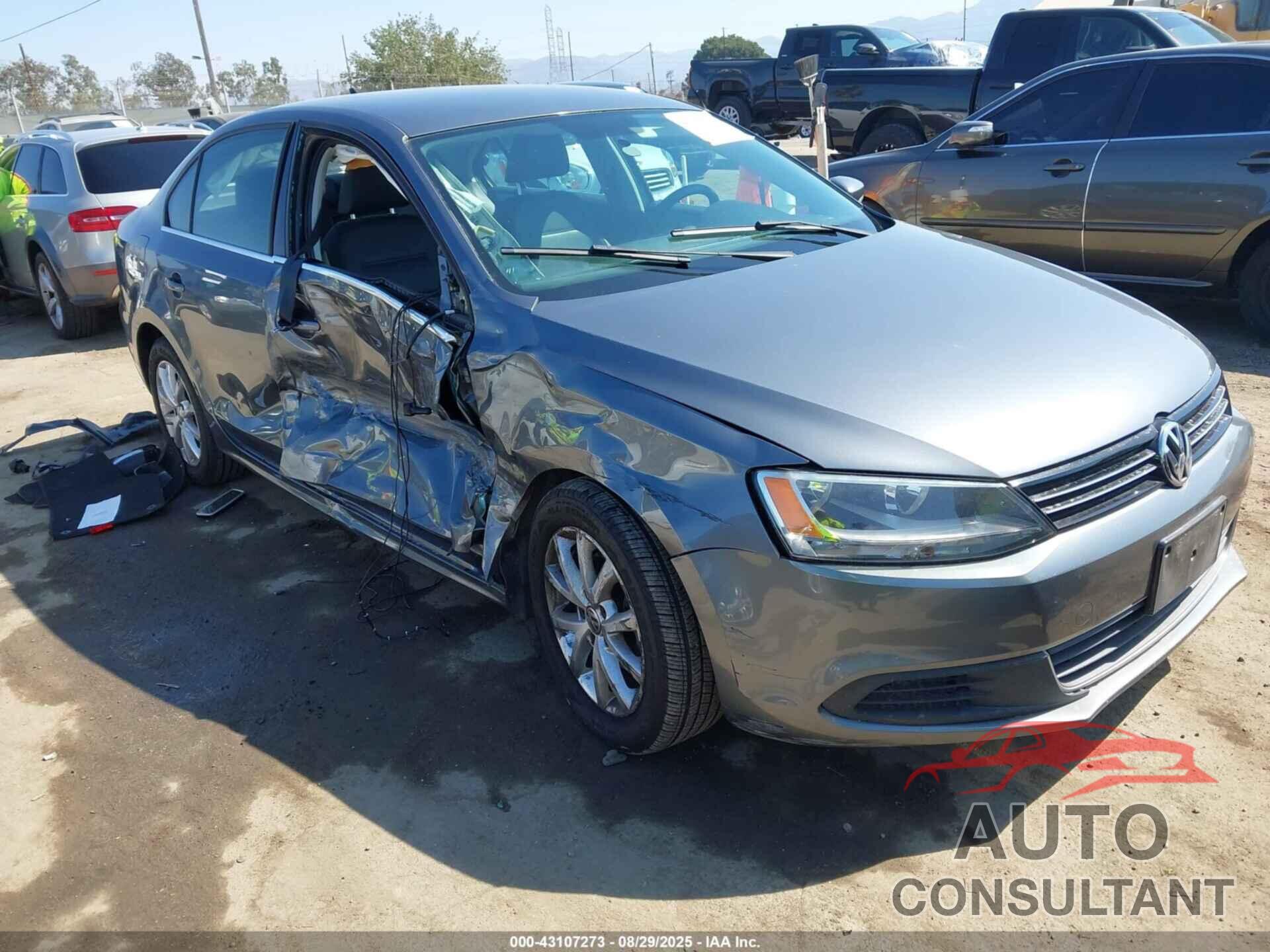 VOLKSWAGEN JETTA 2013 - 3VWDP7AJ2DM376521