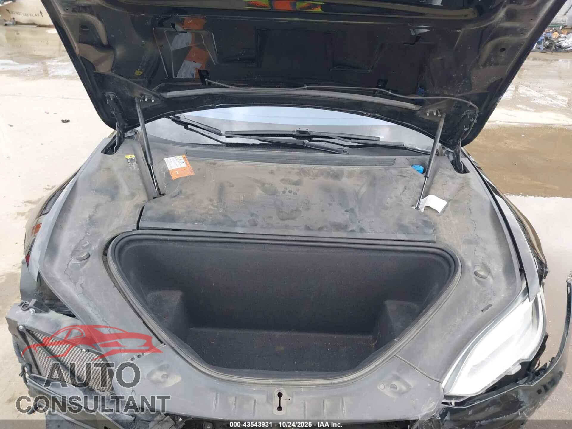 TESLA MODEL S 2017 - 5YJSA1E16HF218860