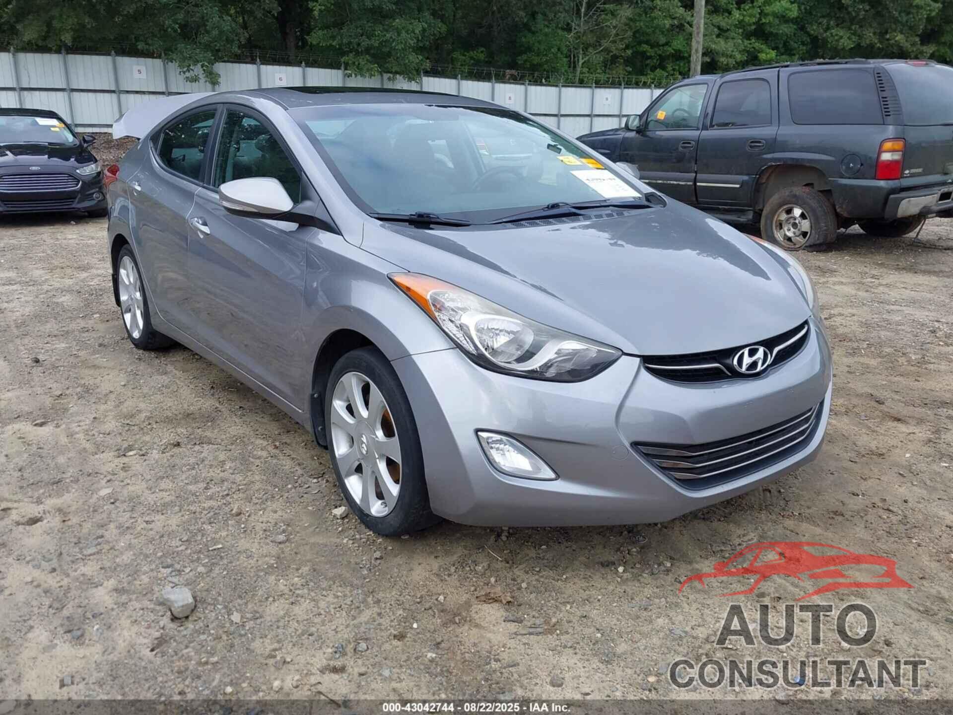 HYUNDAI ELANTRA 2012 - KMHDH4AE3CU497162