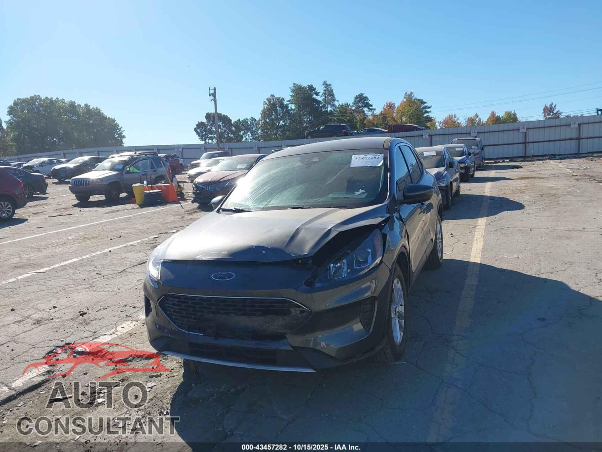 FORD ESCAPE 2020 - 1FMCU0G60LUA75804