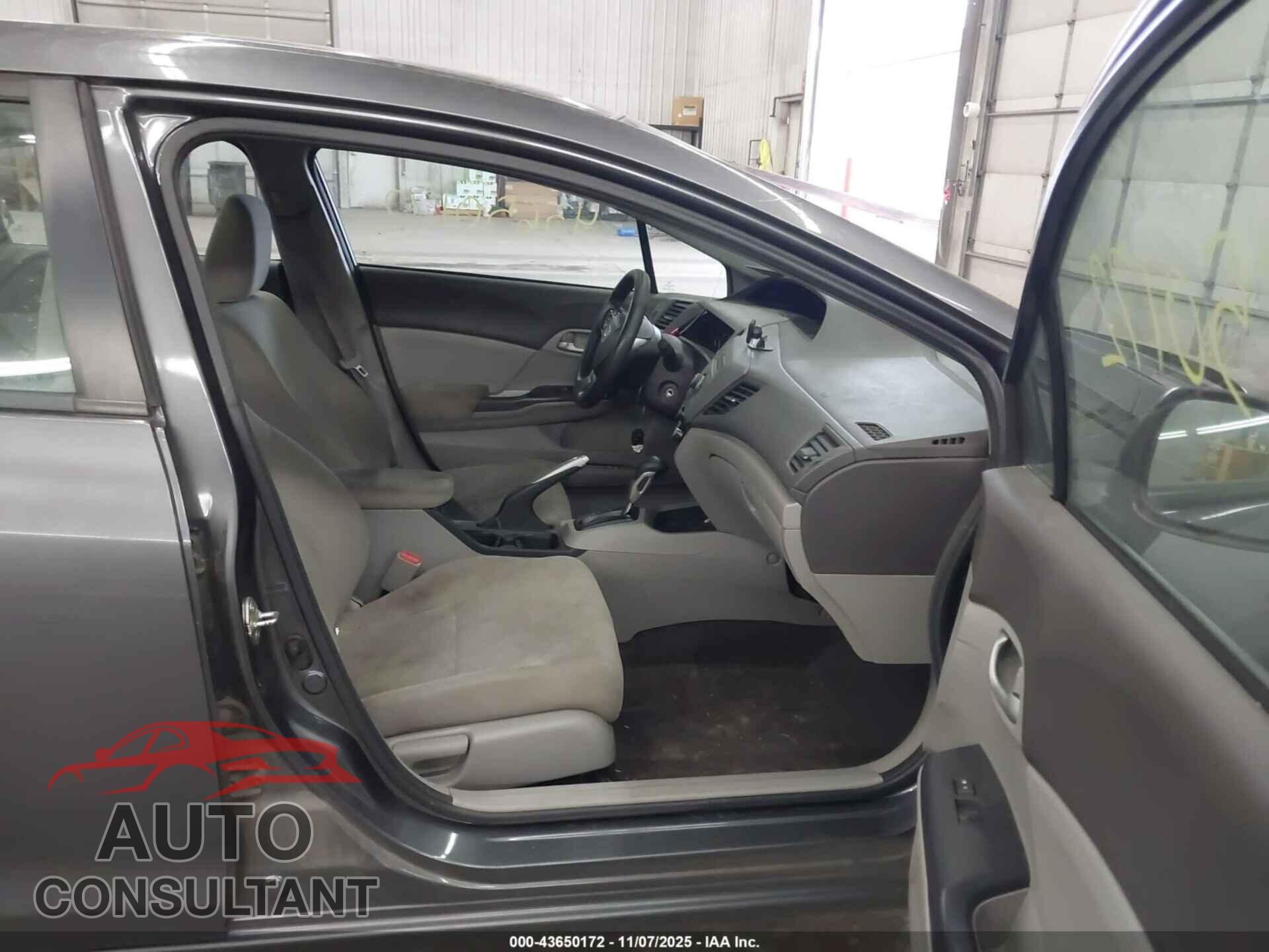 HONDA CIVIC 2012 - 2HGFB2F55CH560696