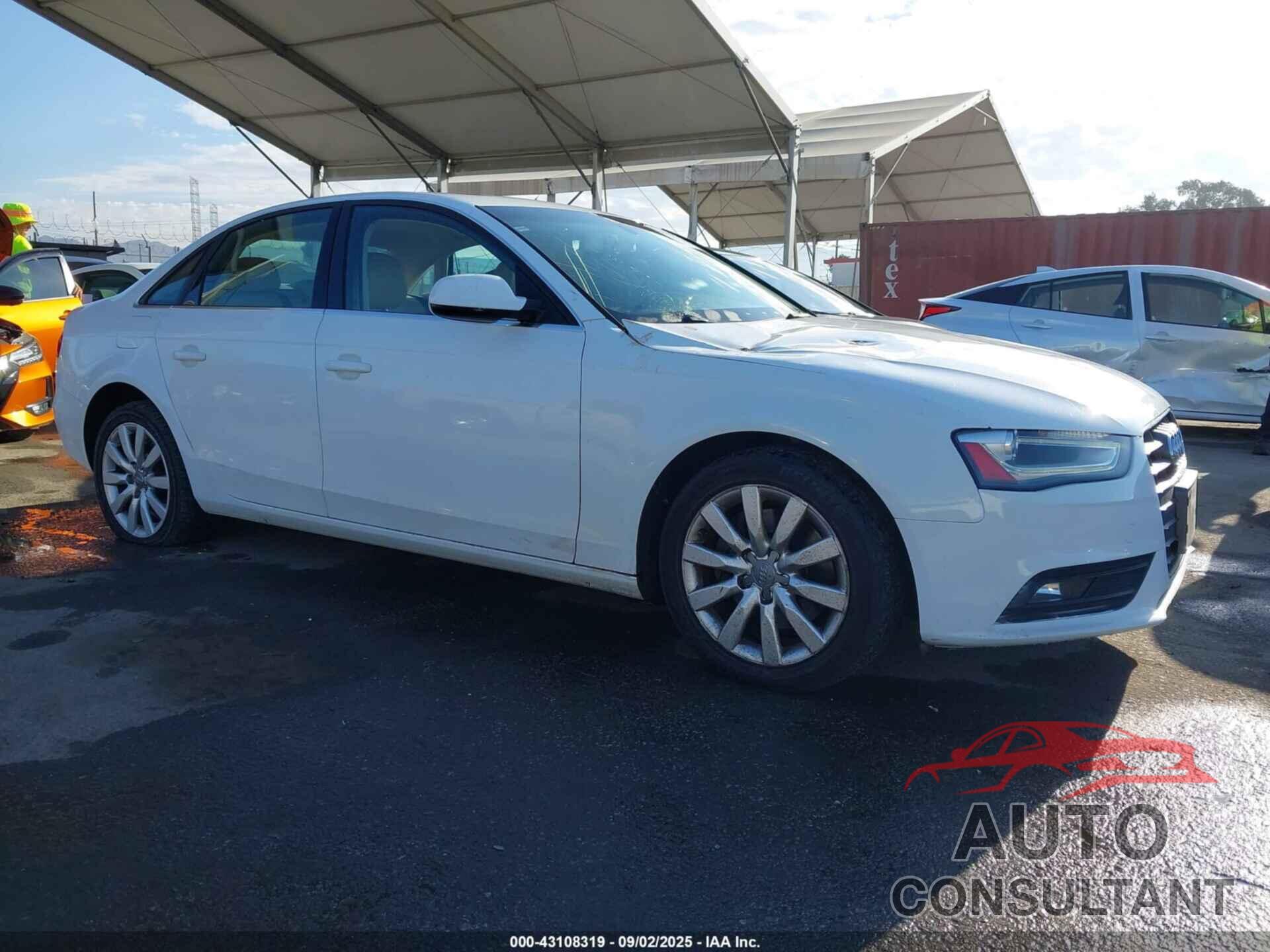 AUDI A4 2013 - WAUAFAFL9DN032218
