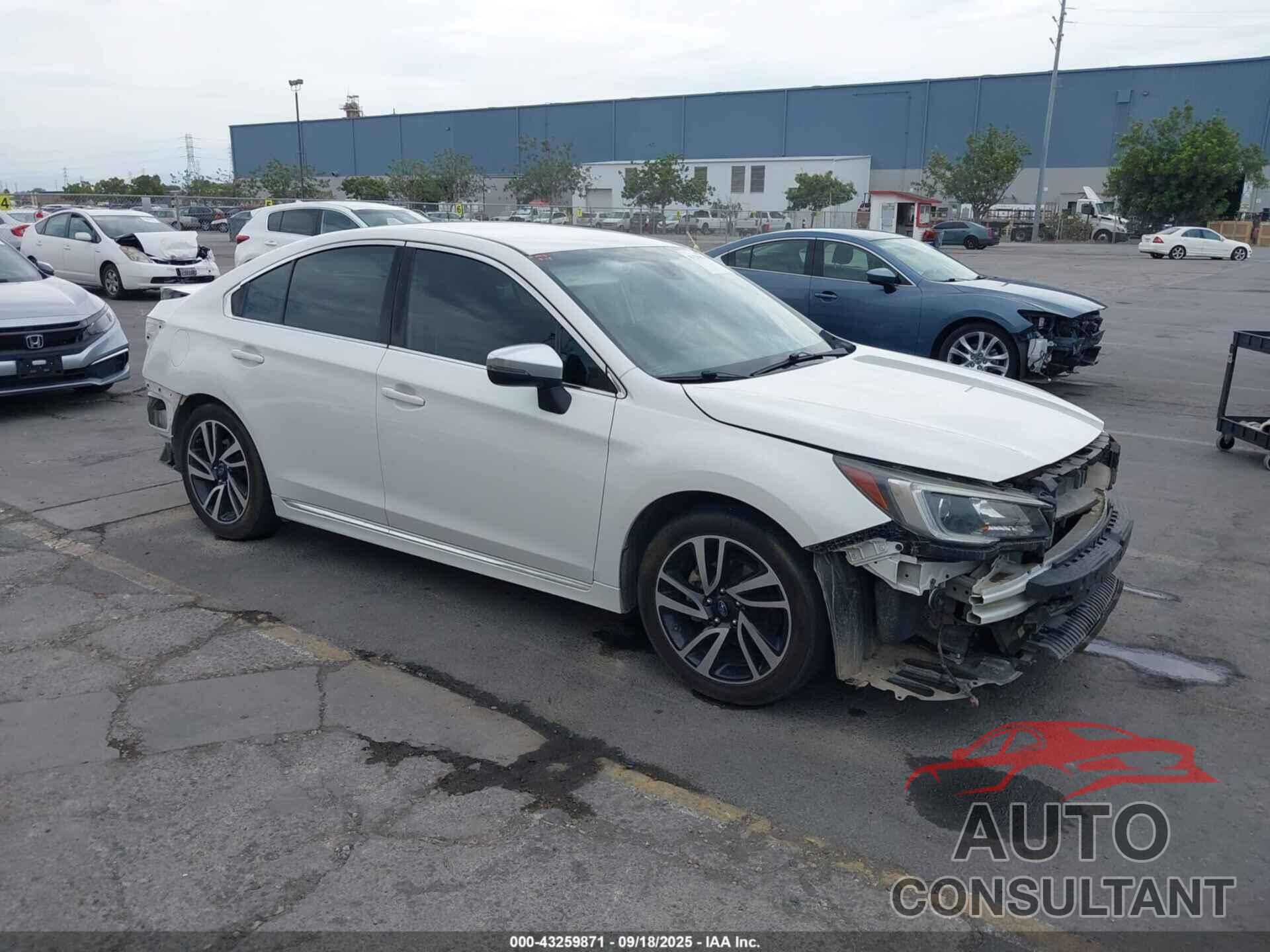 SUBARU LEGACY 2019 - 4S3BNAR63K3036791