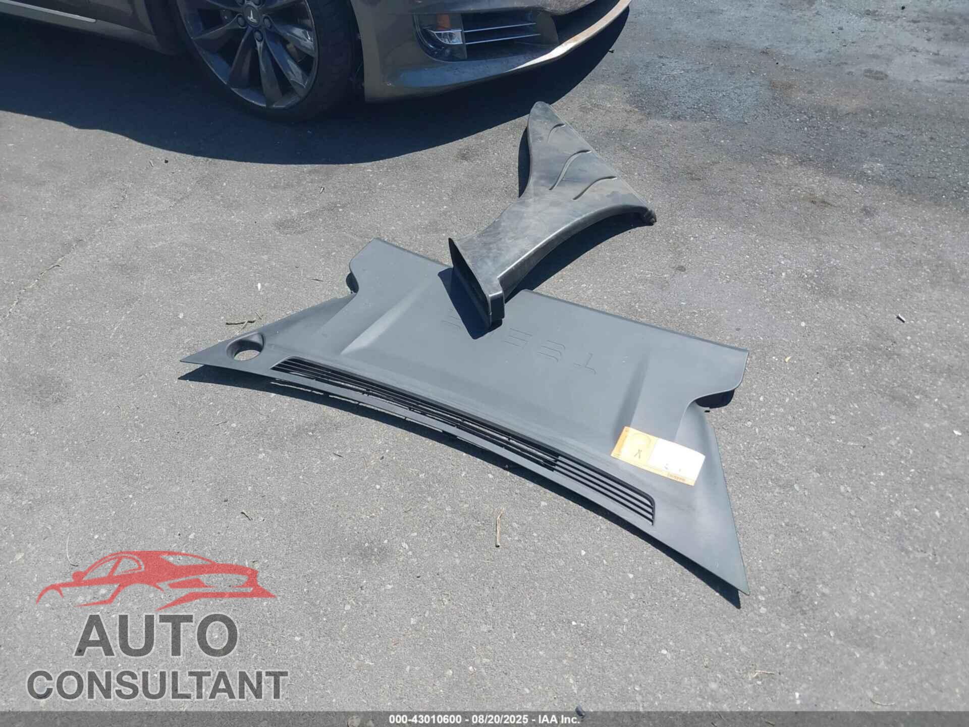 TESLA MODEL S 2016 - 5YJSA1E2XGF170982