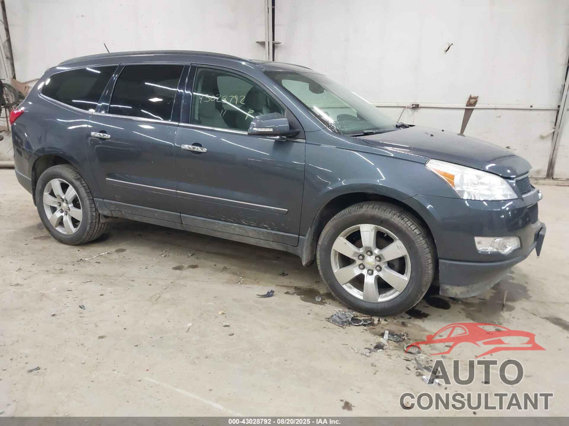 CHEVROLET TRAVERSE 2011 - 1GNKVLED7BJ338247