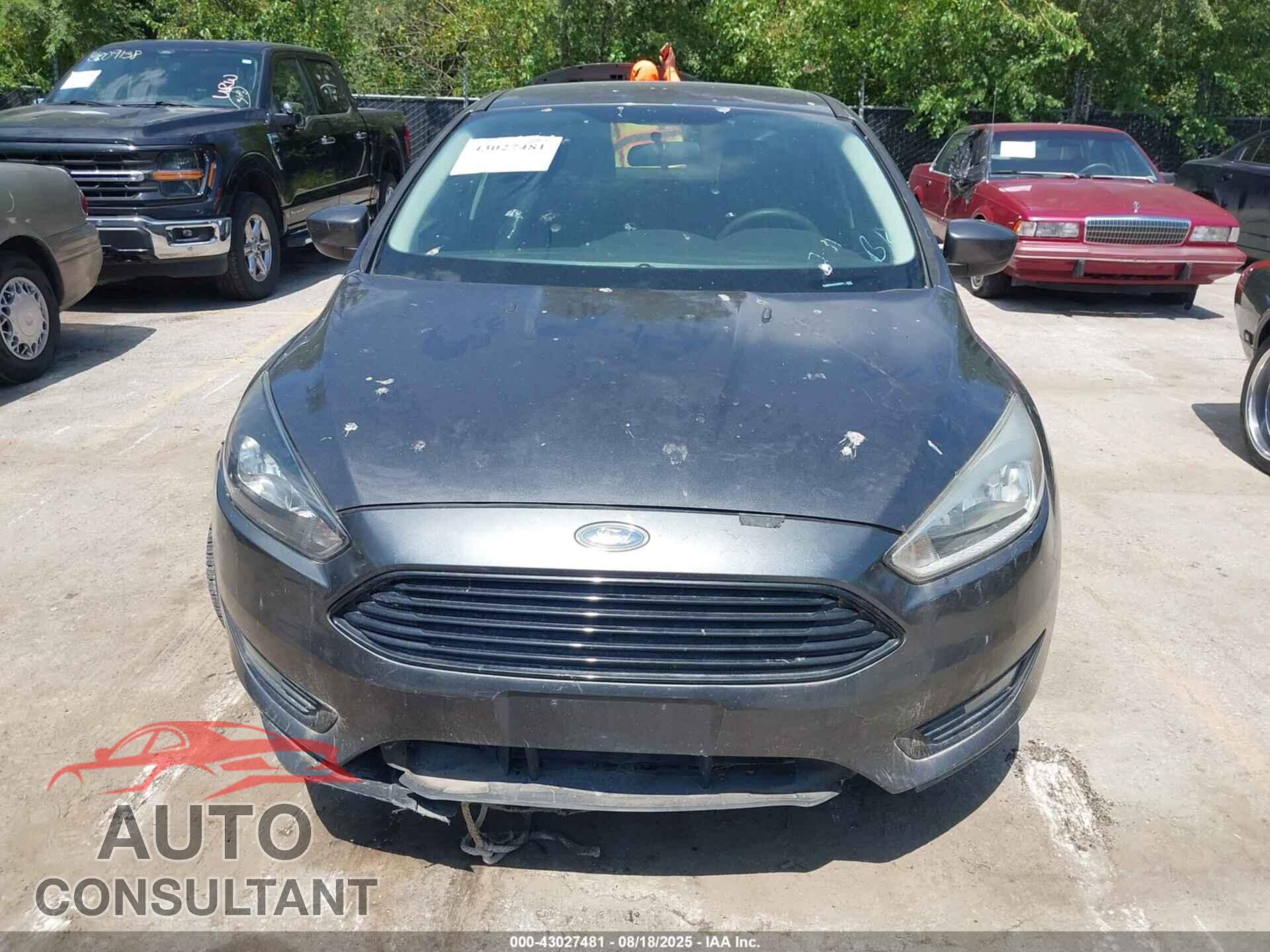 FORD FOCUS 2018 - 1FADP3FE2JL259581