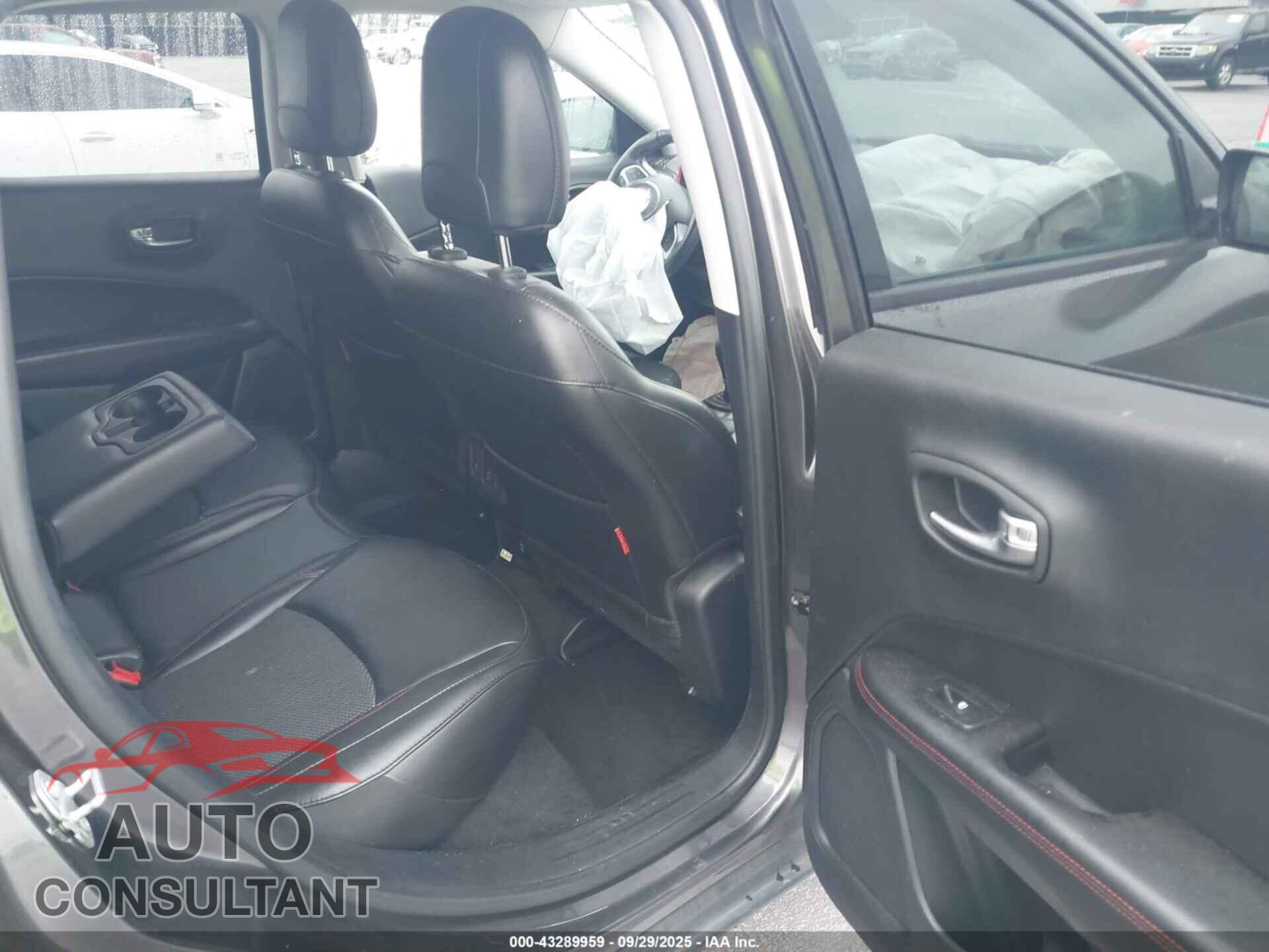 JEEP COMPASS 2019 - 3C4NJDDBXKT728498