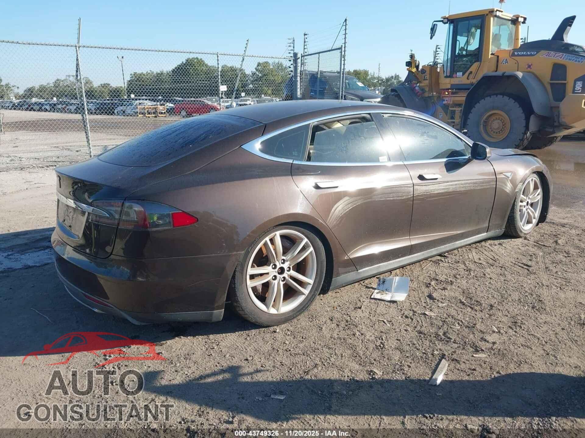 TESLA MODEL S 2012 - 5YJSA1CN2CFP01499
