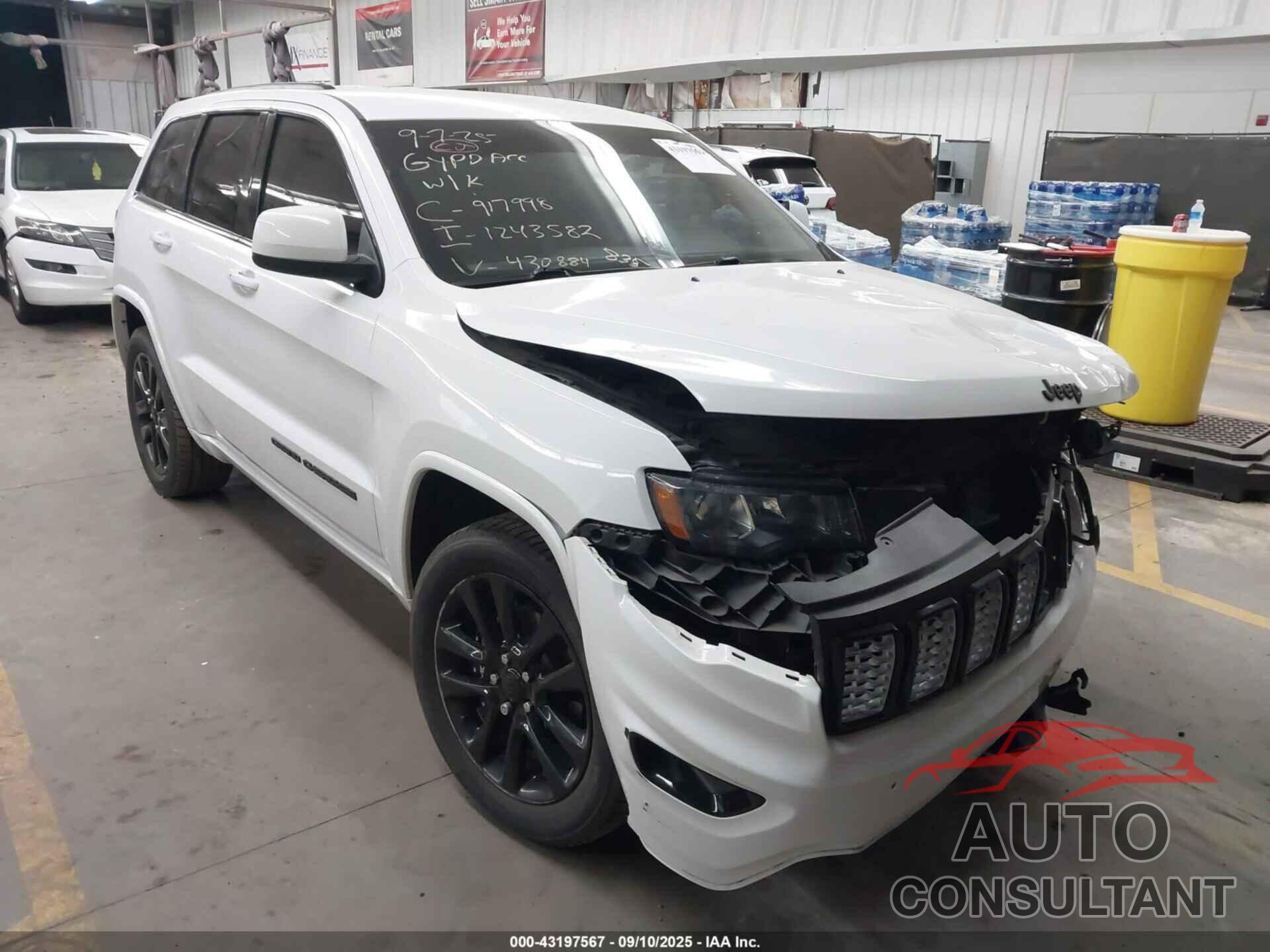 JEEP GRAND CHEROKEE 2018 - 1C4RJEAG2JC430884