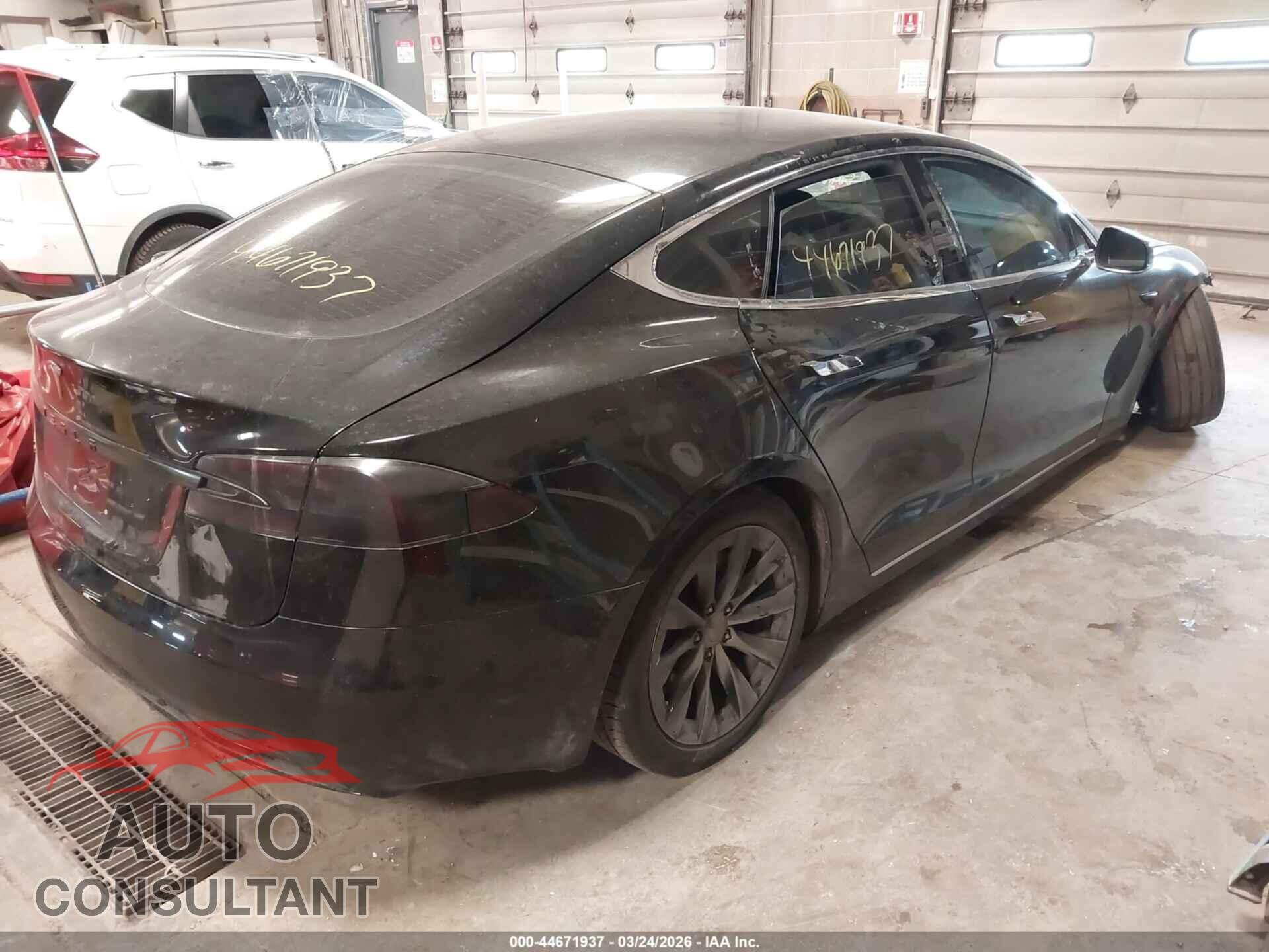 TESLA MODEL S 2017 - 5YJSA1E27HF187322
