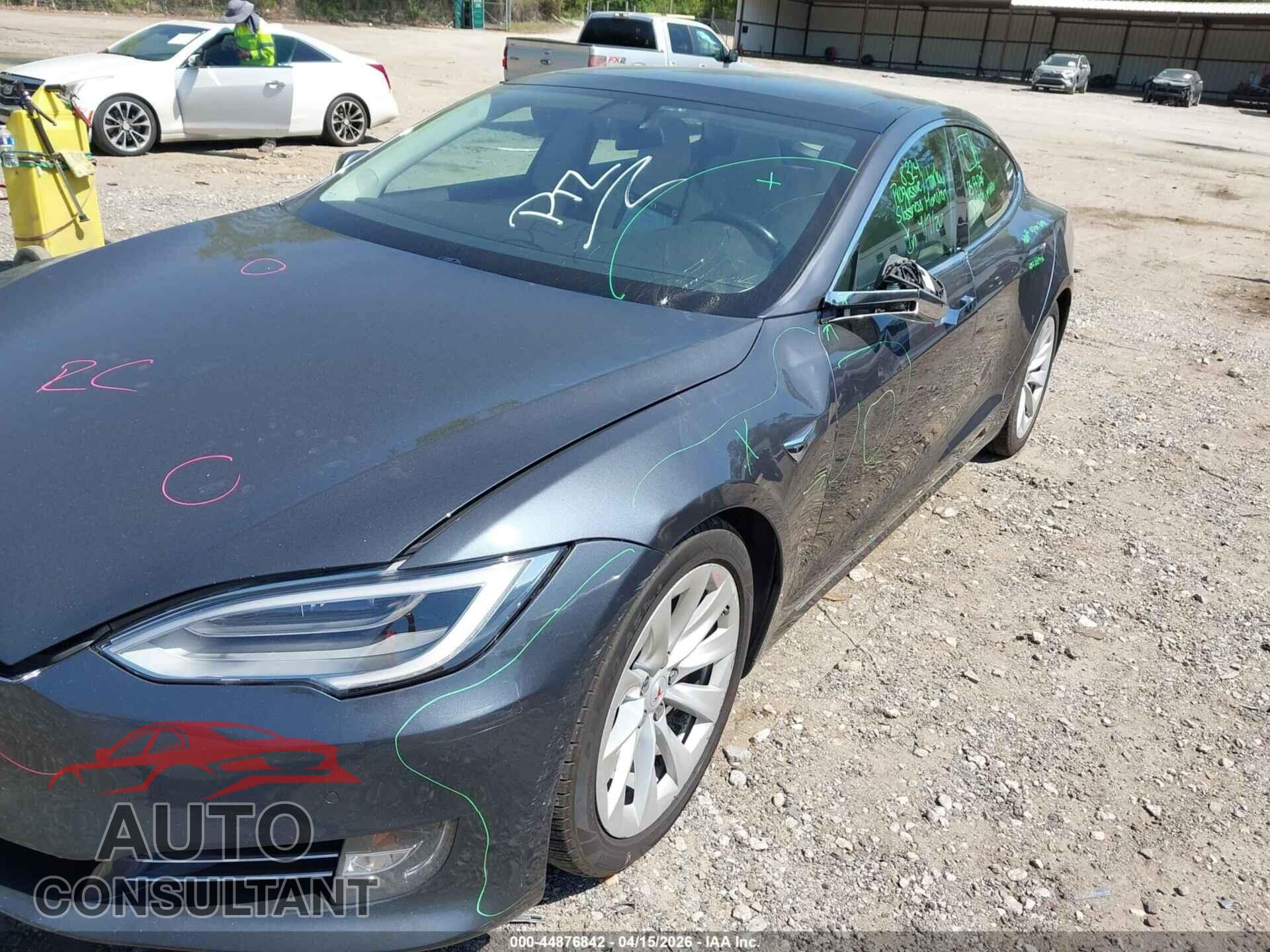TESLA MODEL S 2017 - 5YJSA1E23HF227170