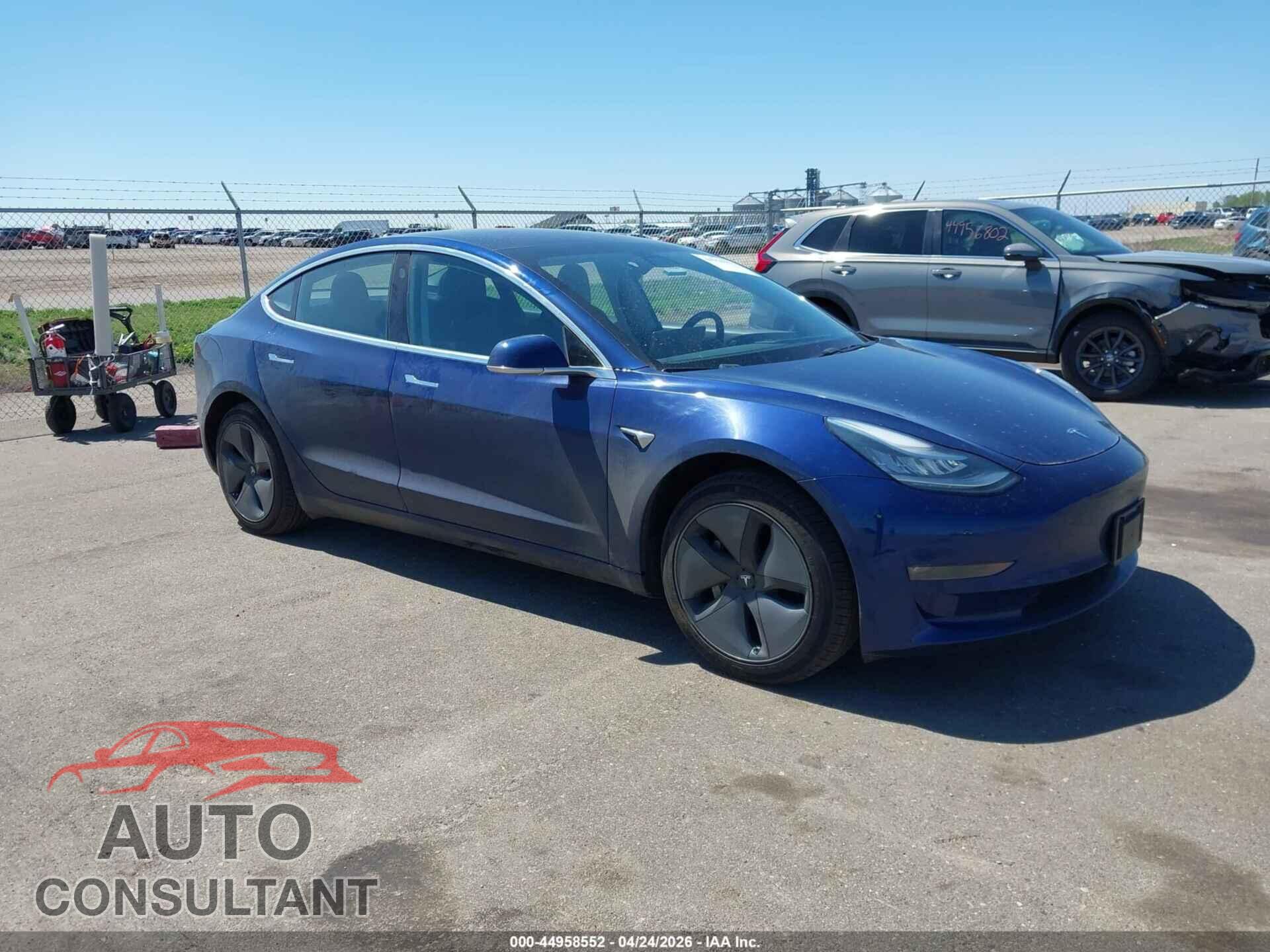TESLA MODEL 3 2018 - 5YJ3E1EB6JF092006