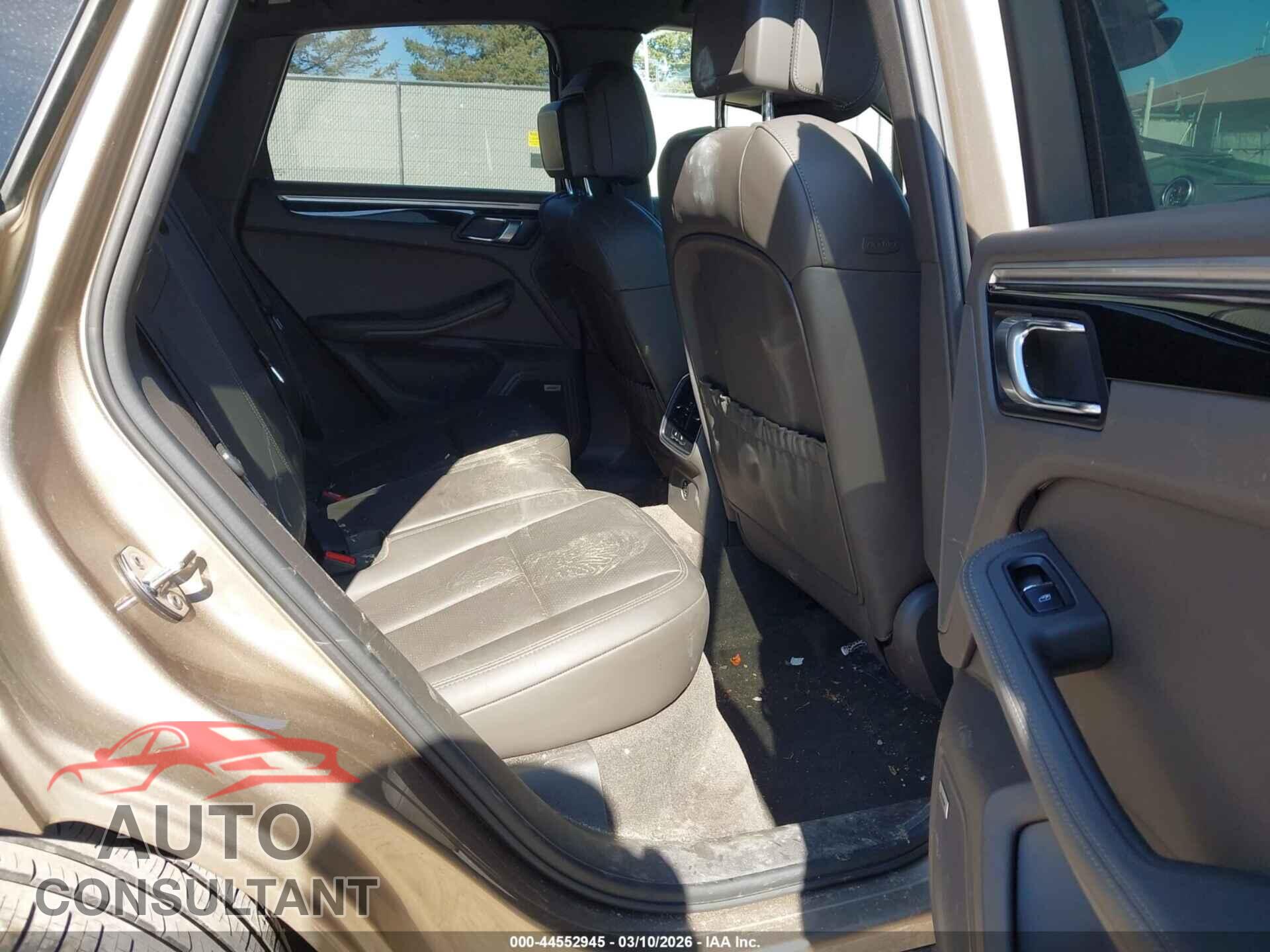 PORSCHE MACAN 2017 - WP1AA2A58HLB82224