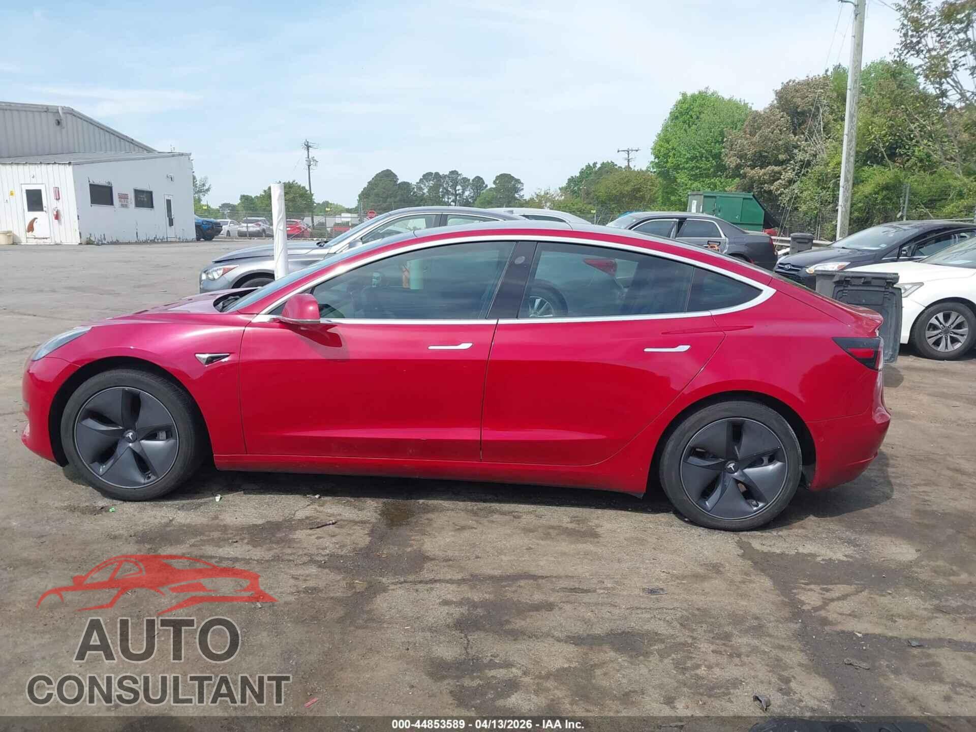 TESLA MODEL 3 2019 - 5YJ3E1EB3KF199239