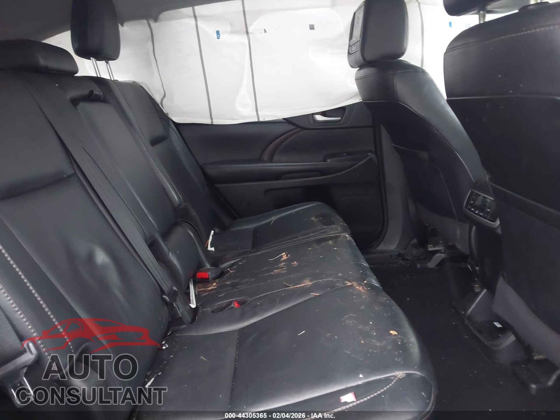 TOYOTA HIGHLANDER 2018 - 5TDKZRFH6JS262619