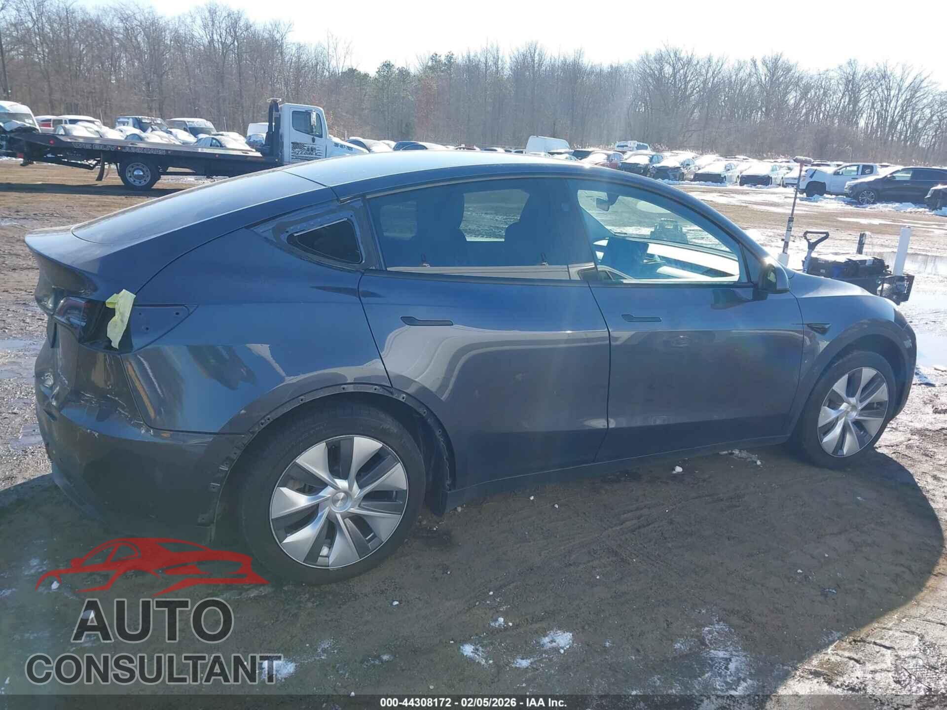 TESLA MODEL Y 2023 - 7SAYGAEE4PF850527