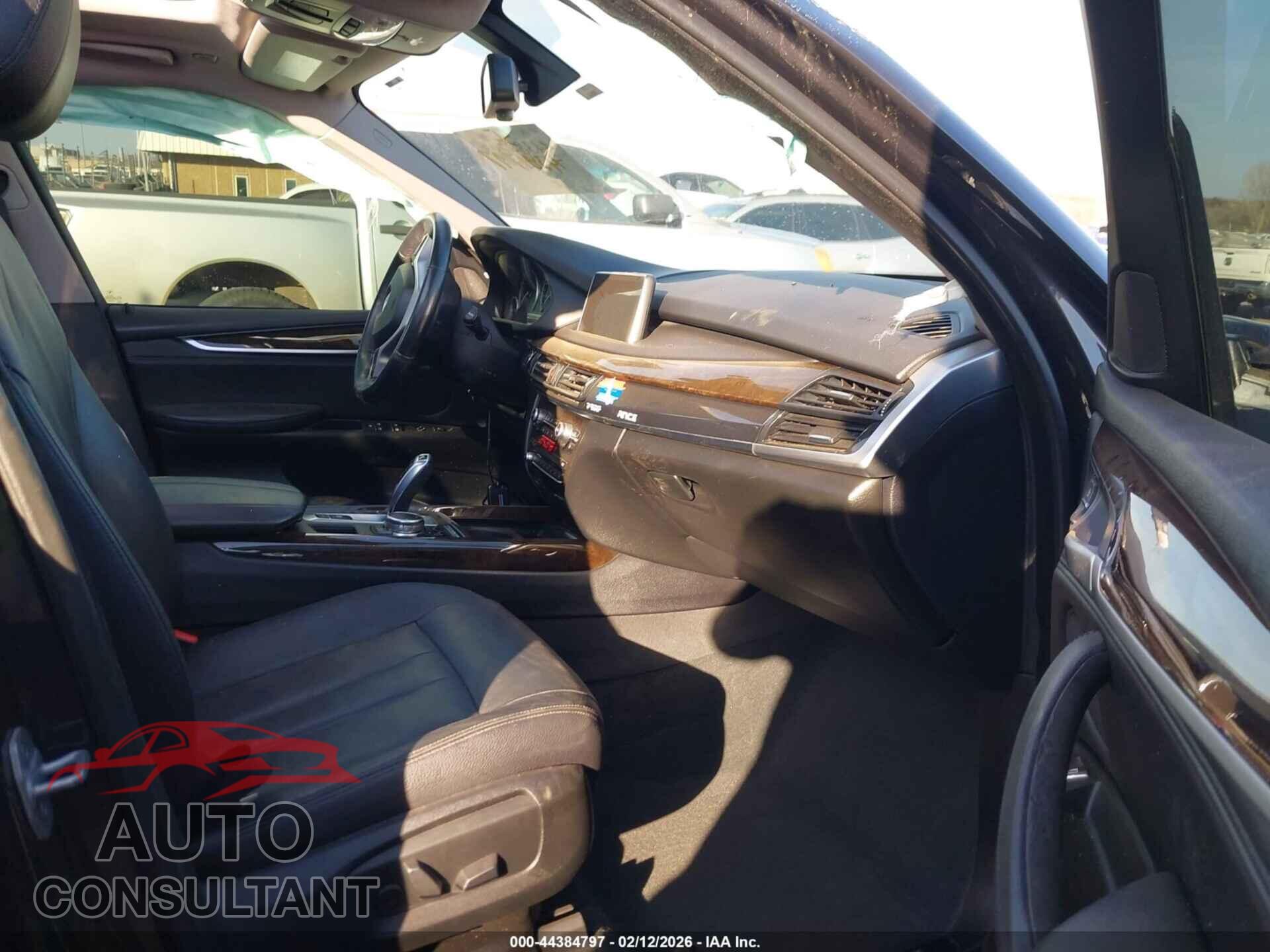 BMW X5 2015 - 5UXKR0C52F0K69050