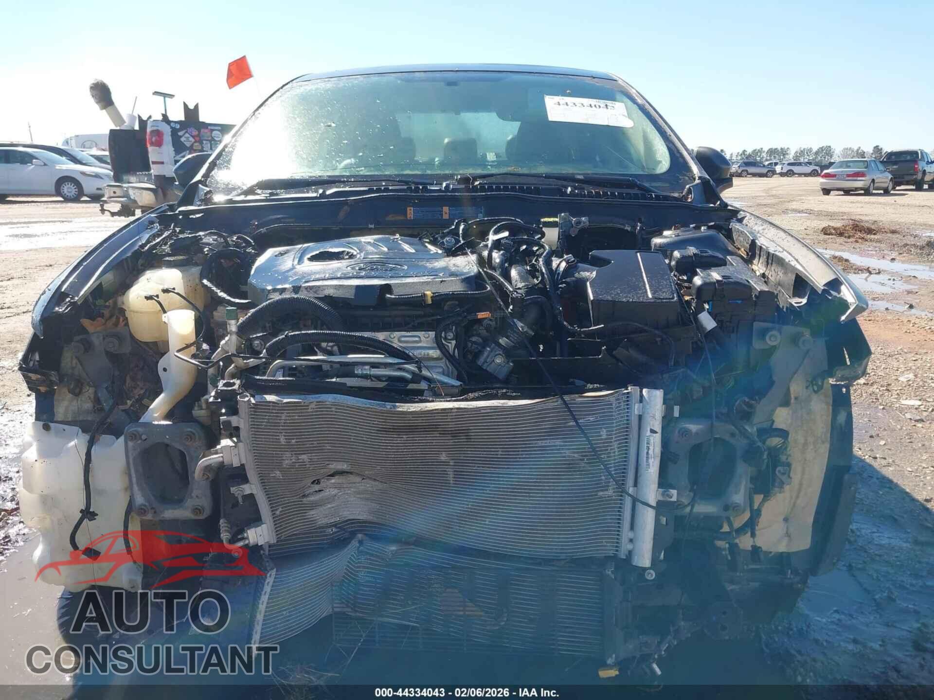 FORD FUSION 2018 - 3FA6P0HD1JR148856