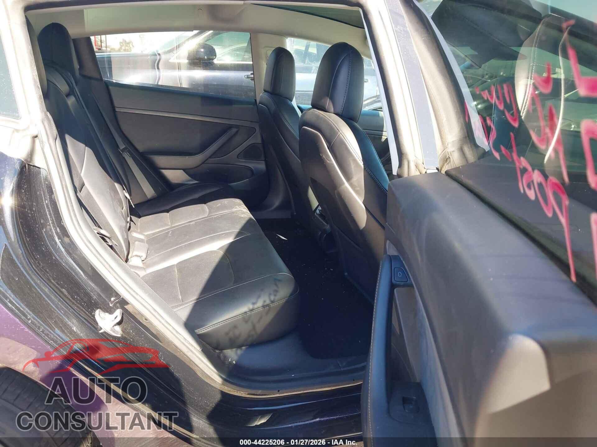 TESLA MODEL 3 2021 - 5YJ3E1EA7MF929499