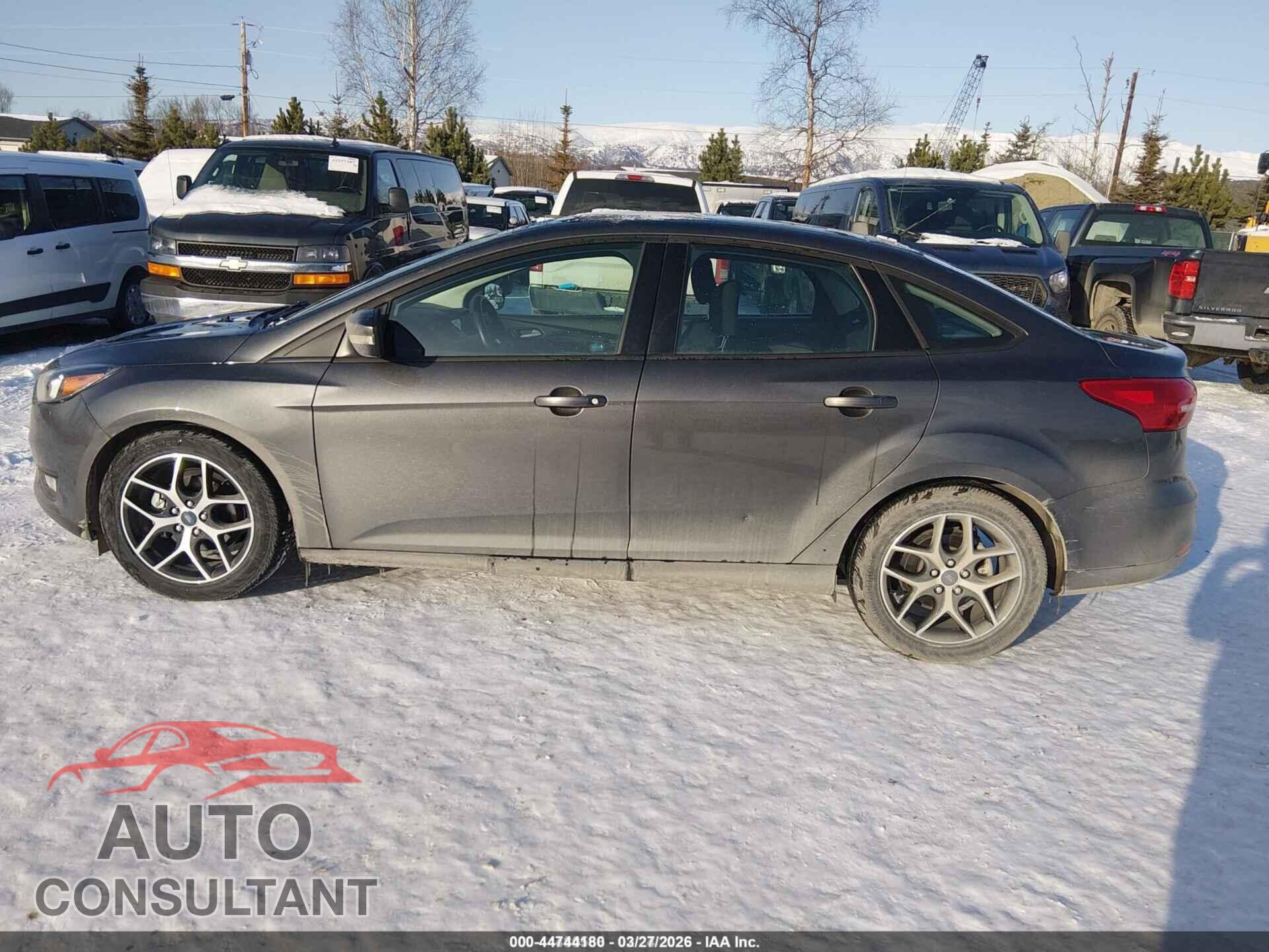 FORD FOCUS 2017 - 1FADP3H2XHL320365