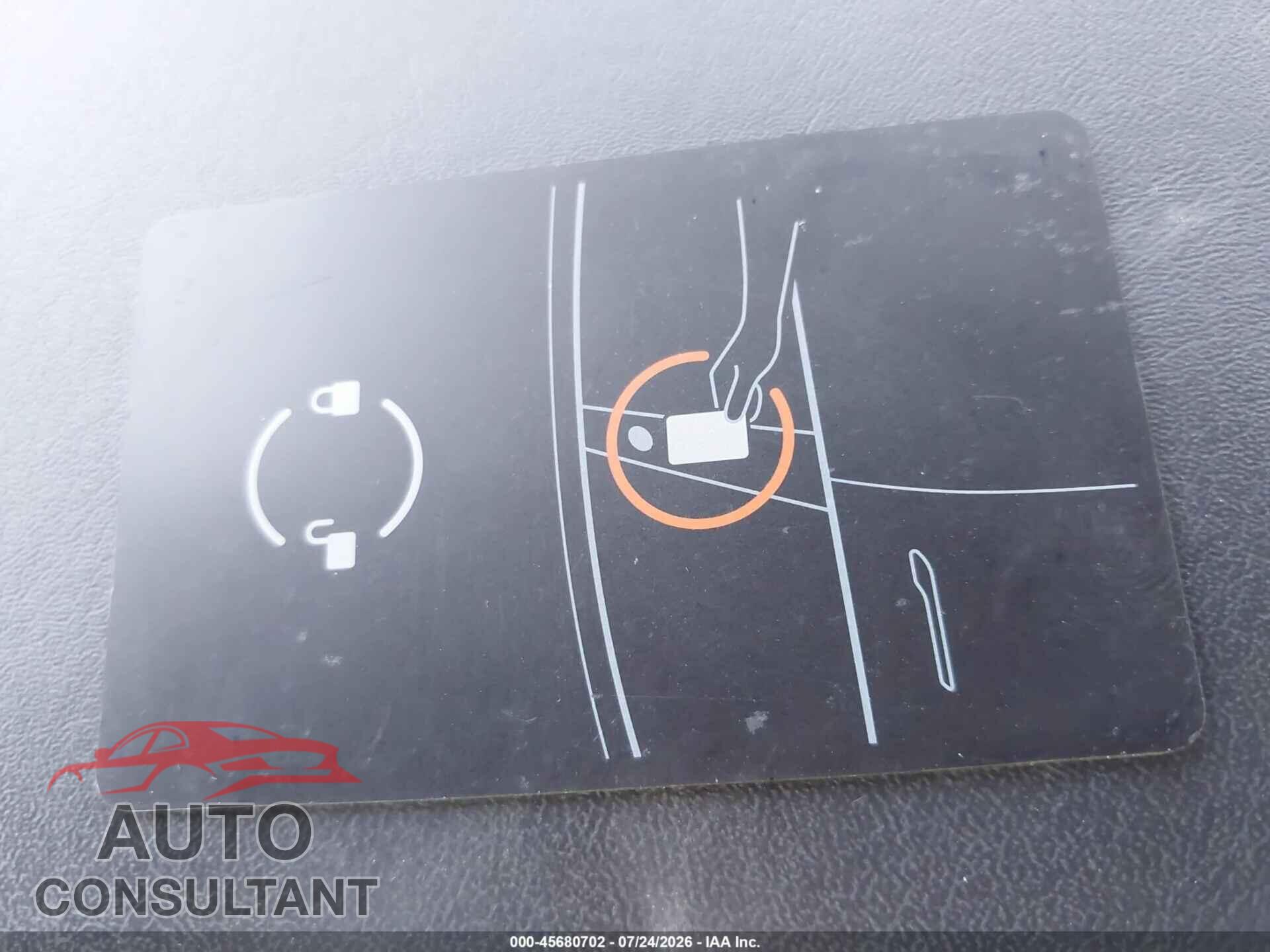 TESLA MODEL 3 2018 - 5YJ3E1EB7JF079930