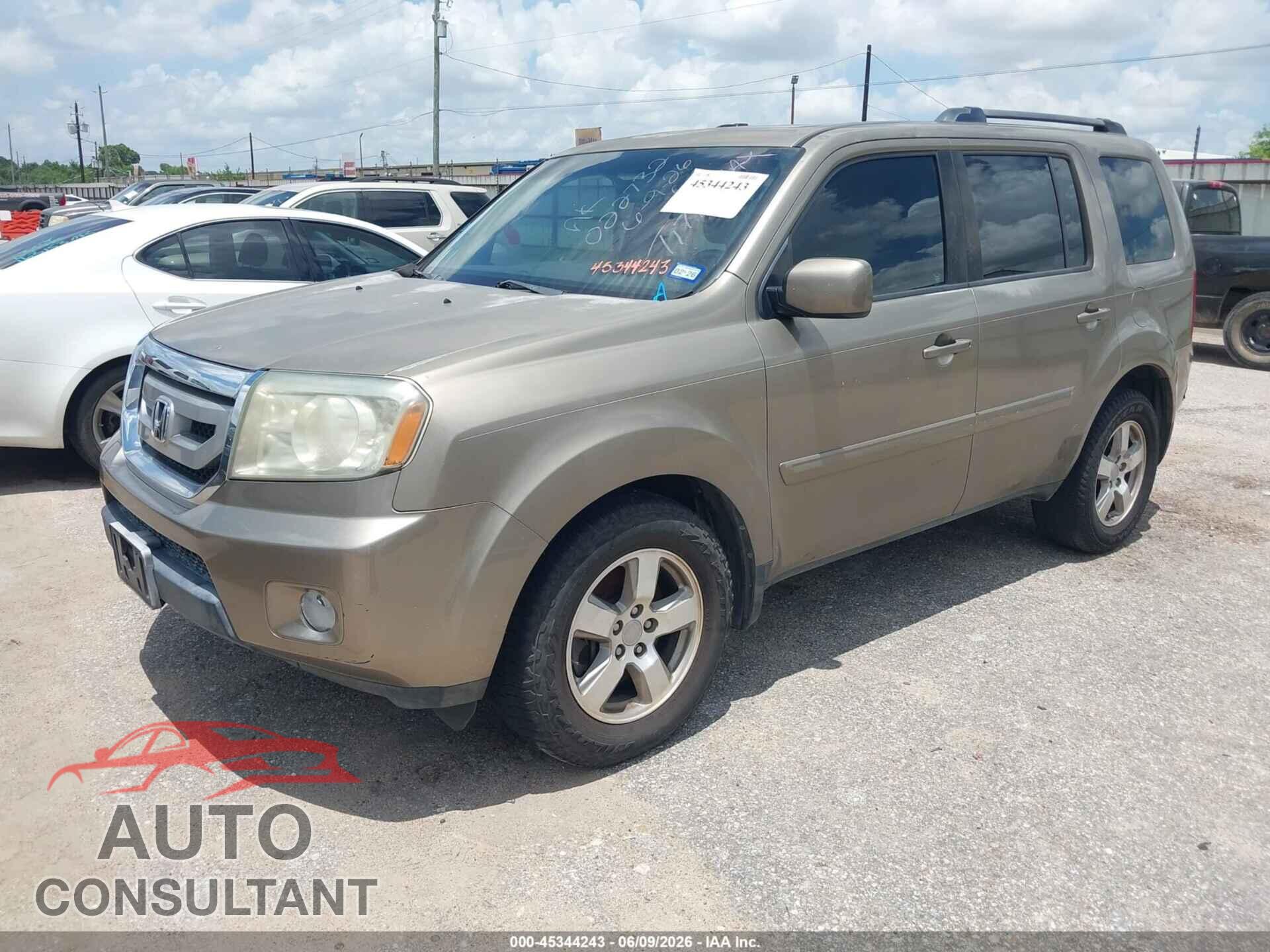 HONDA PILOT 2011 - 5FNYF3H57BB022732