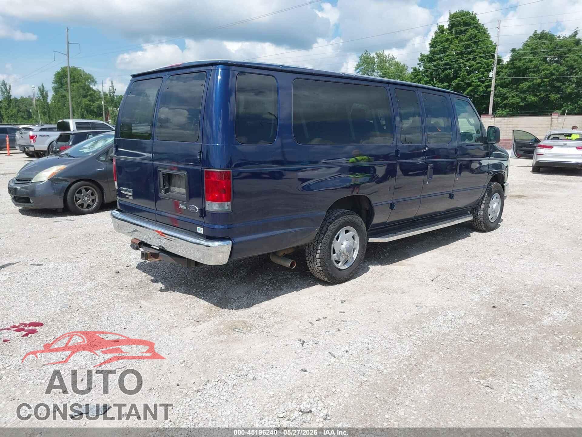 FORD E-350 SUPER DUTY 2012 - 1FBSS3BL7CDA70219