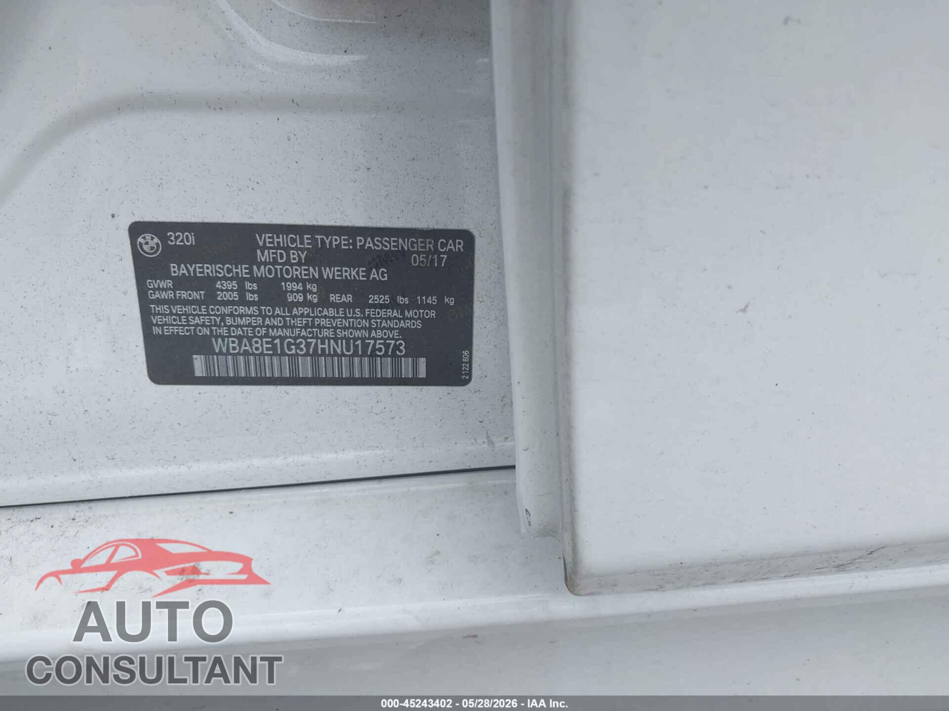 BMW 320I 2017 - WBA8E1G37HNU17573