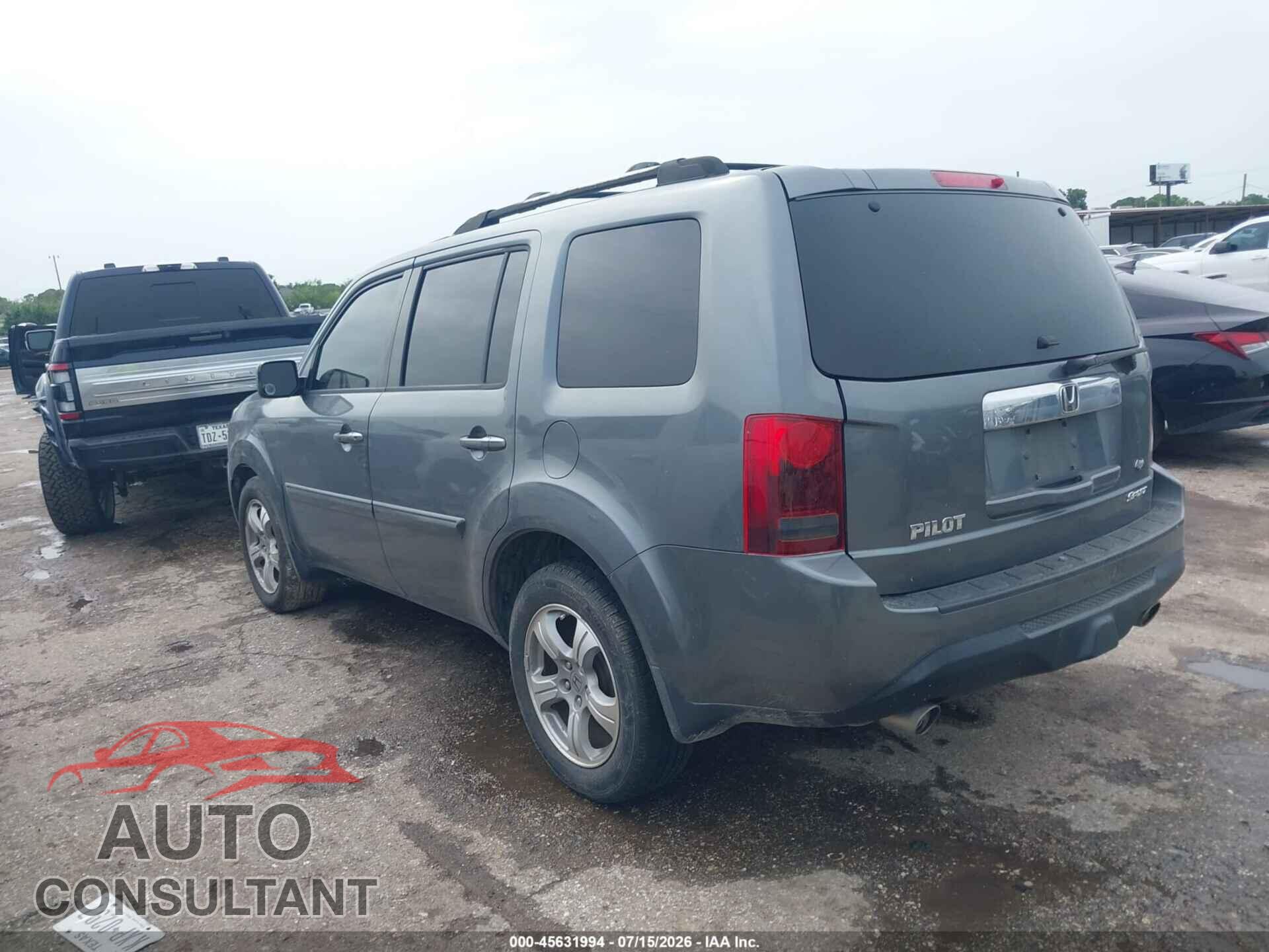 HONDA PILOT 2013 - 5FNYF3H55DB007231