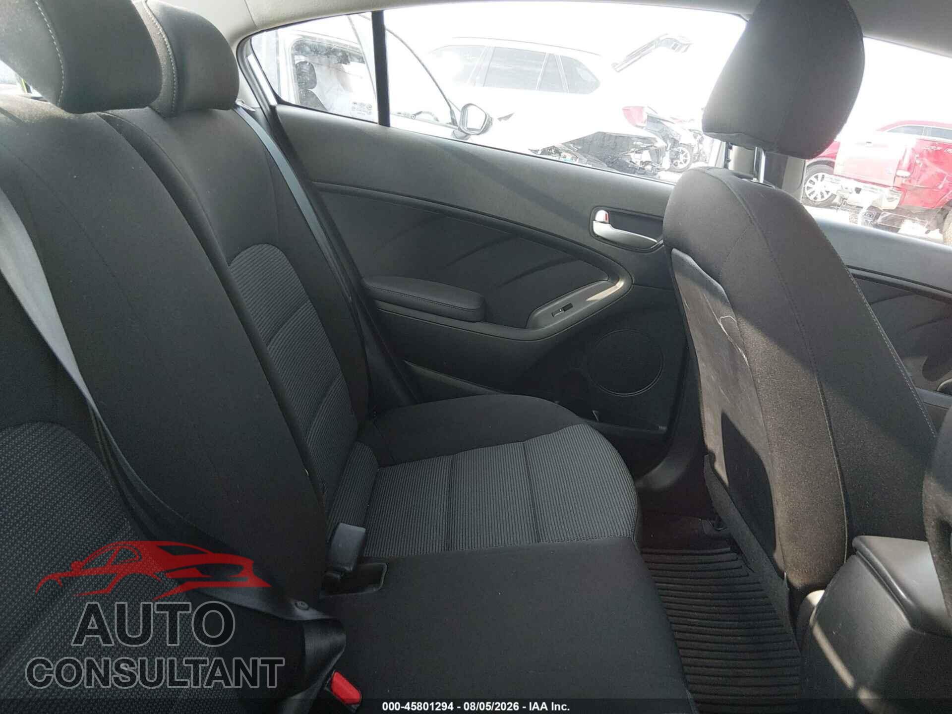 KIA FORTE 2017 - 3KPFK4A74HE160120
