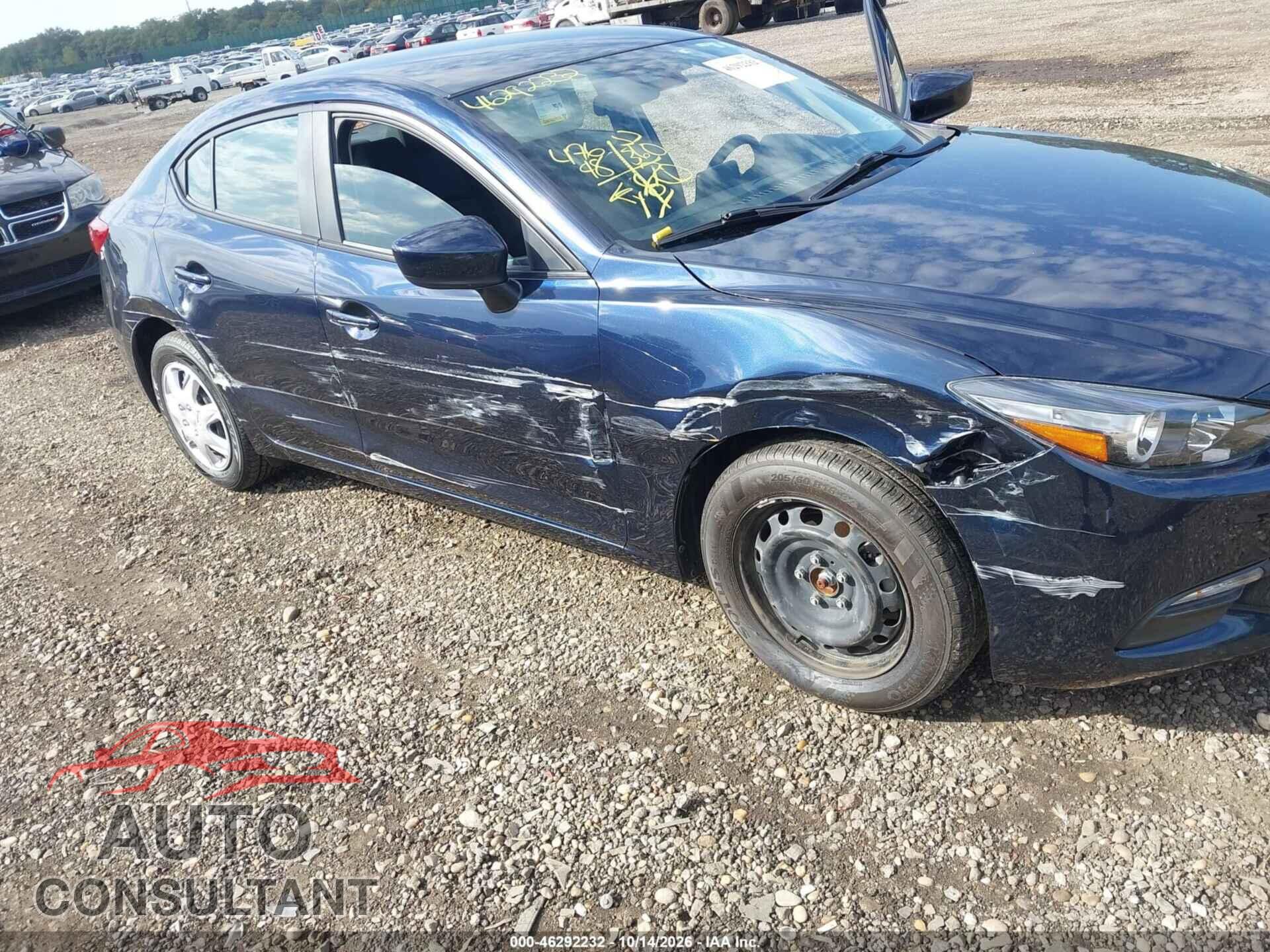 MAZDA MAZDA3 2018 - 3MZBN1U70JM234786