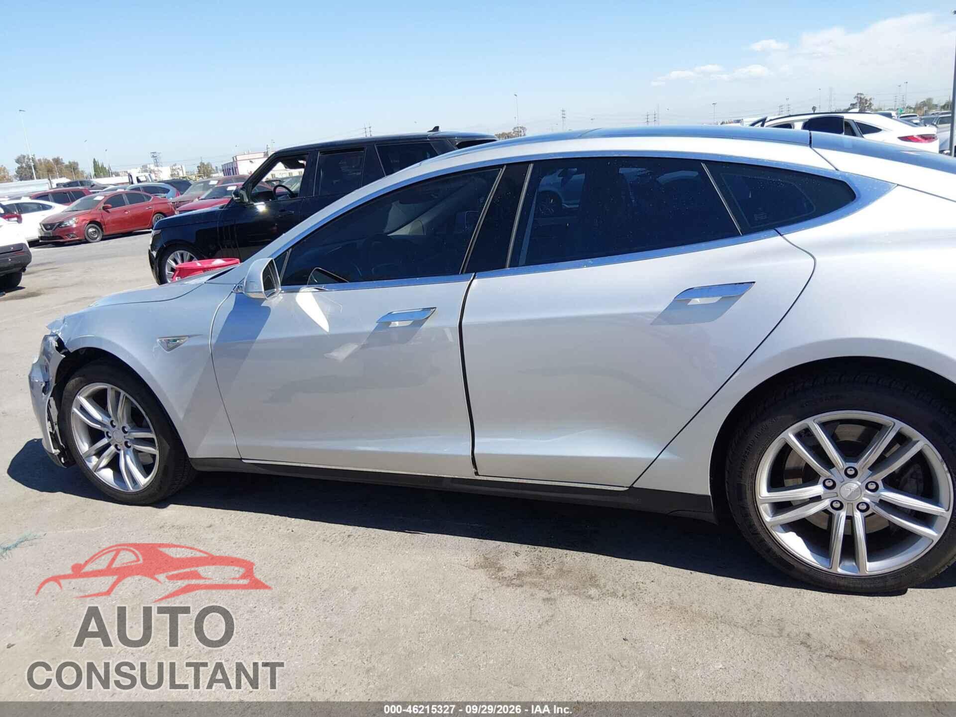 TESLA MODEL S 2013 - 5YJSA1CG6DFP09236