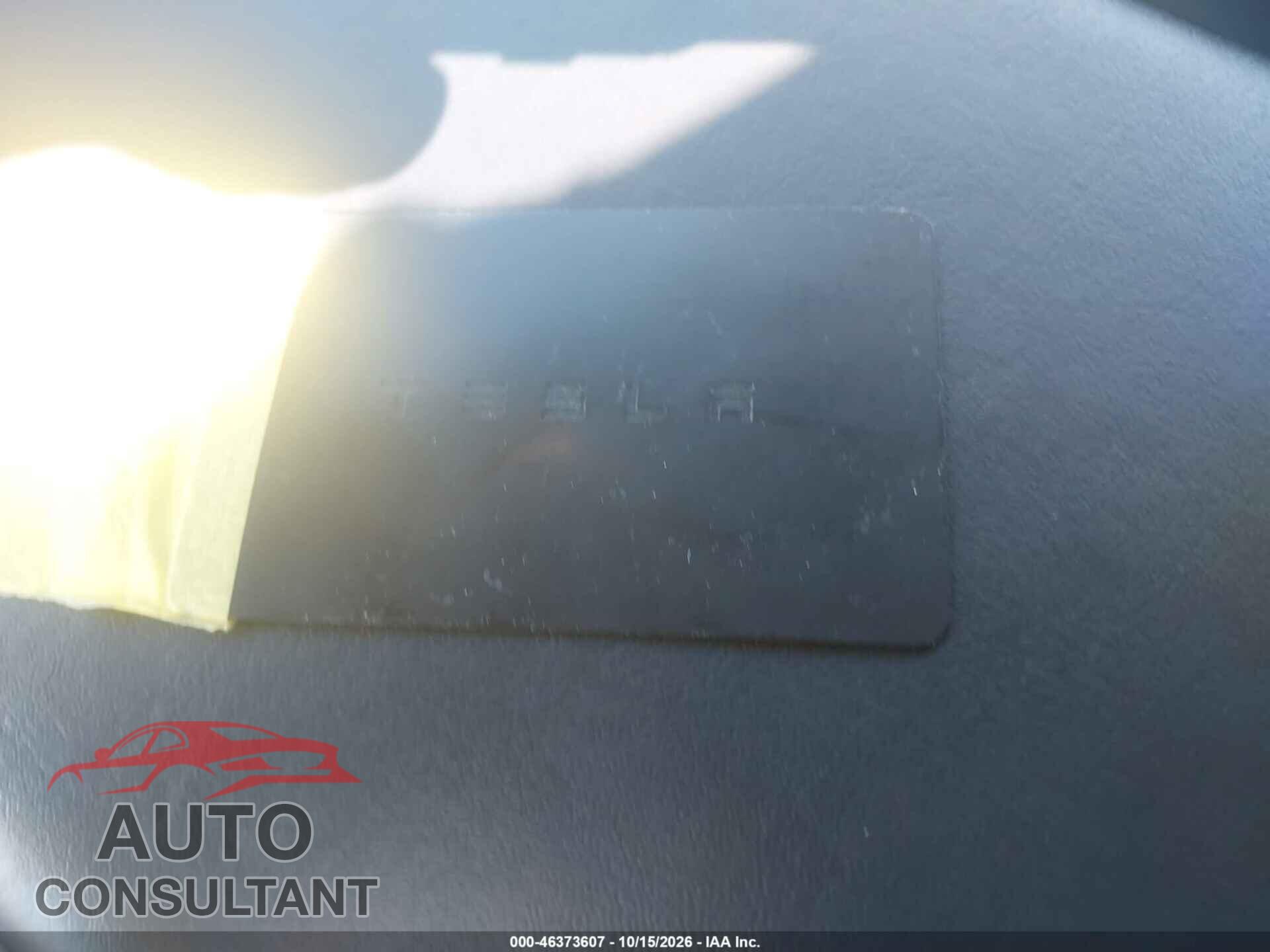 TESLA MODEL 3 2019 - 5YJ3E1EB6KF210010