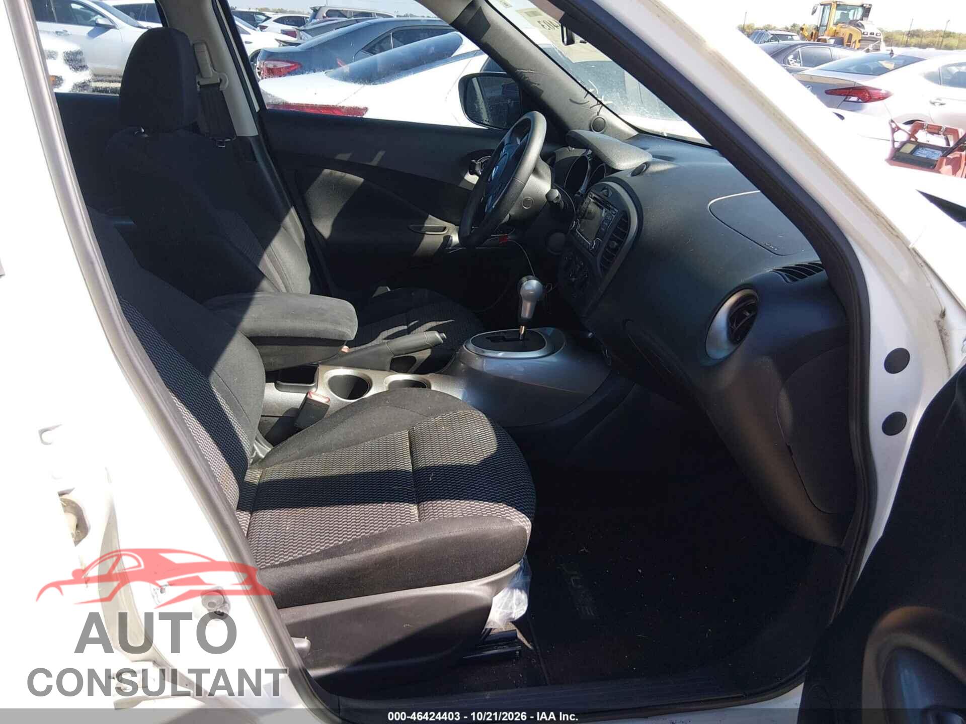 NISSAN JUKE 2017 - JN8AF5MR2HT701632