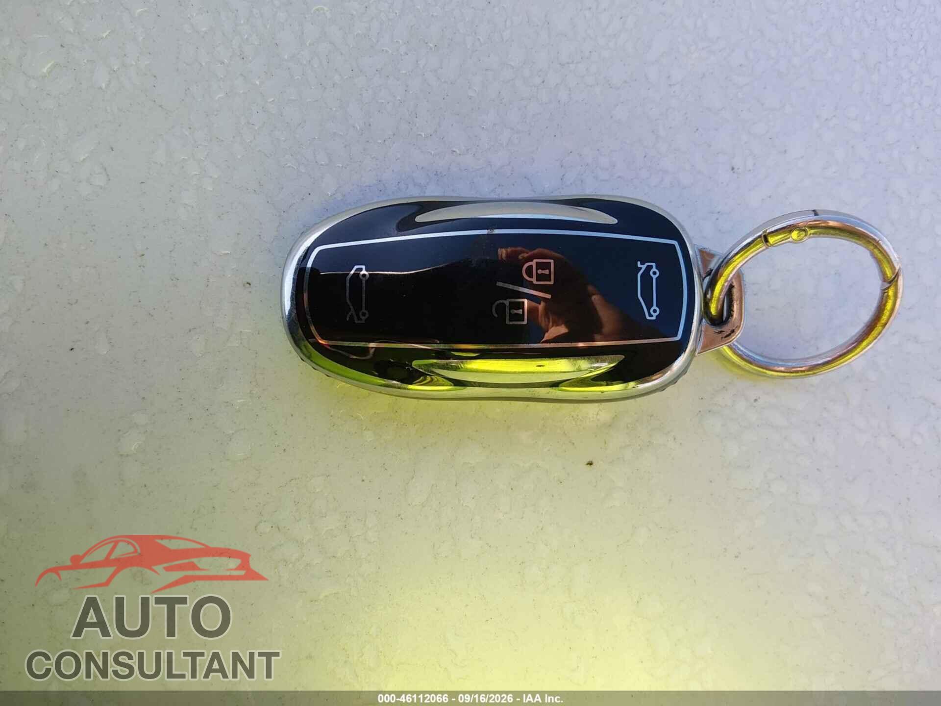 TESLA MODEL S 2015 - 5YJSA1S20FF089217