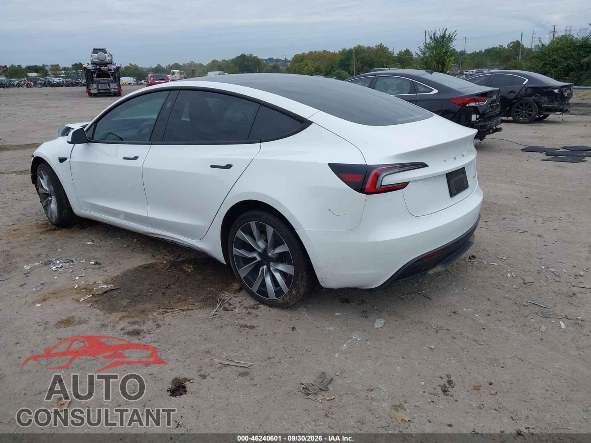 TESLA MODEL 3 2024 - 5YJ3E1EB4RF824242