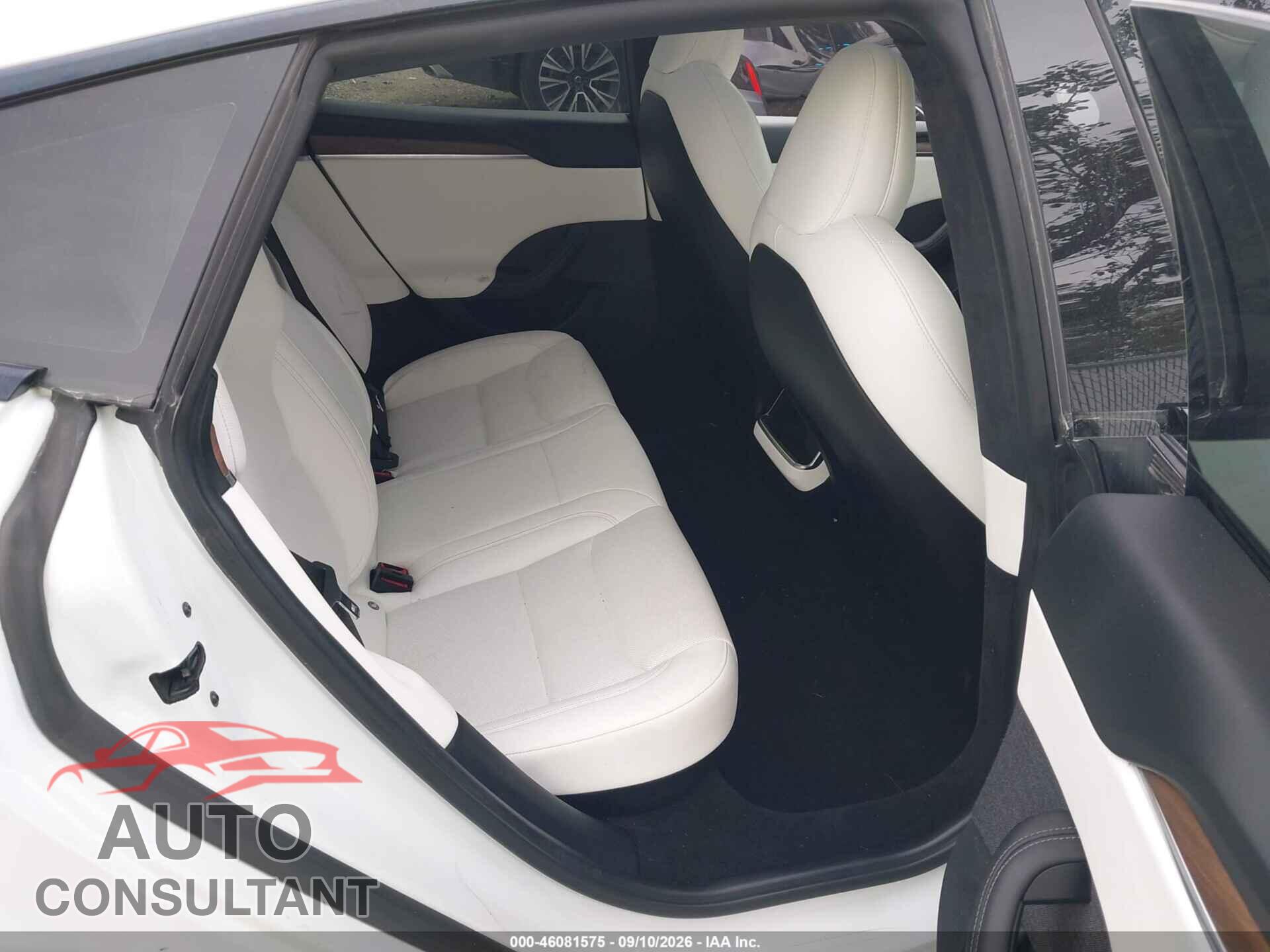 TESLA MODEL S 2023 - 5YJSA1E58PF501326