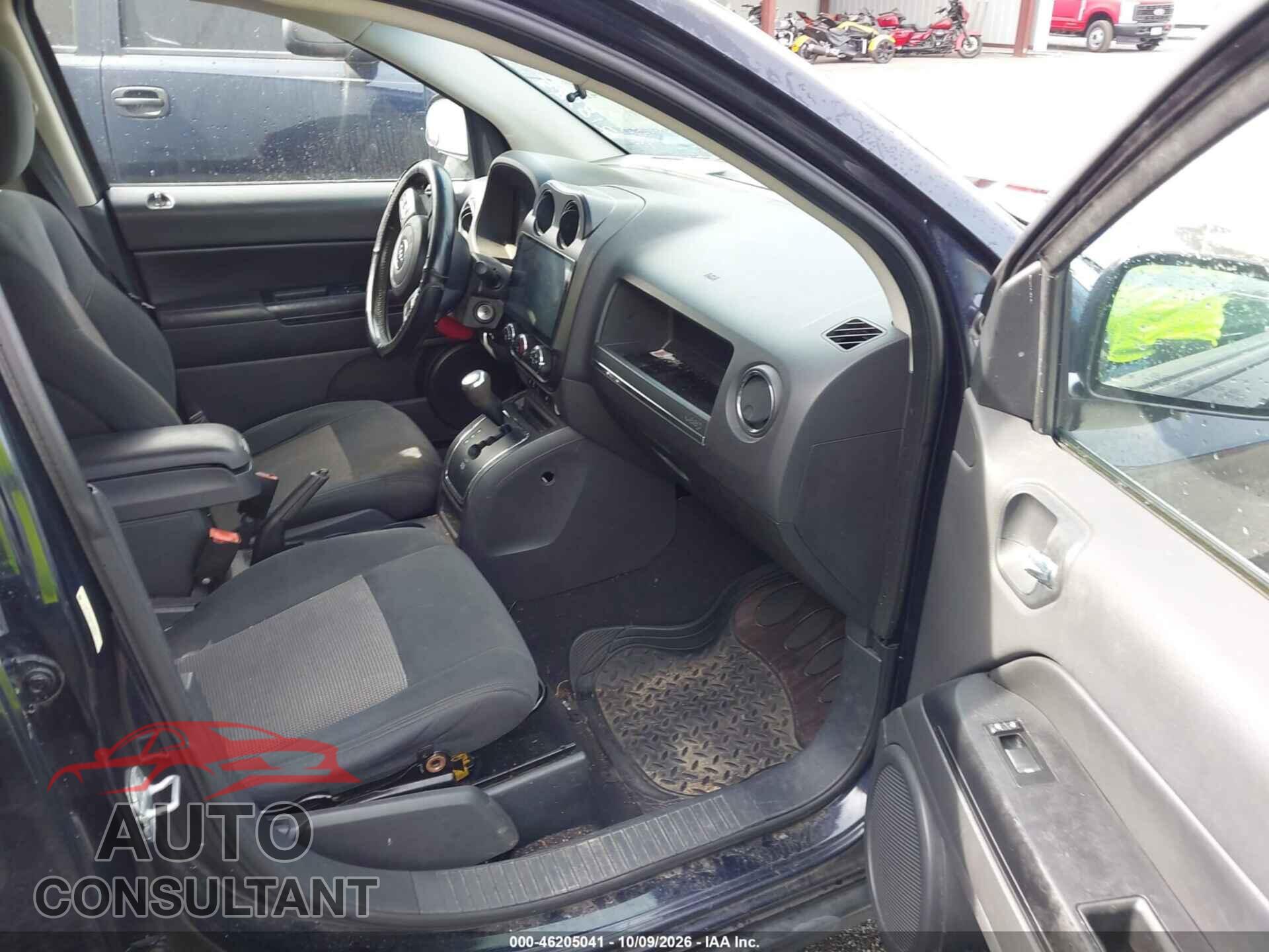 JEEP COMPASS 2011 - 1J4NF1FB9BD218785